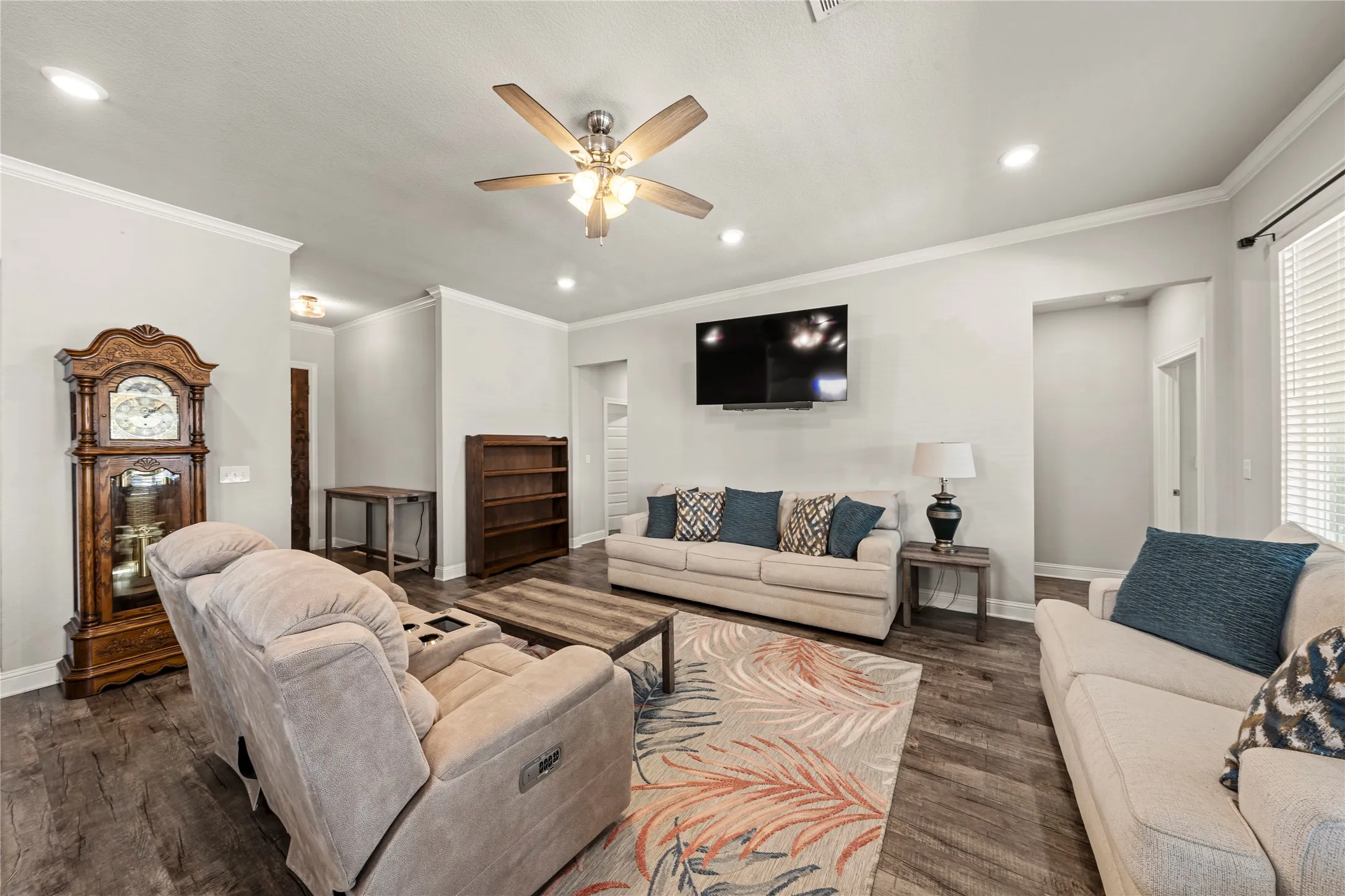Single Family Residence For Sale in Mc Lennan County , 225 Swan Lake, Waco, Texas 76708, 3 Bedroom, 2 Bathroom, 2 Garage spaces, 1,775 Sqft, built in 2019, mls#21351231, Real Estate Agent in Waco, Homes For Sale in Mc Lennan county, Homes For Sale in Waco, Realtor in Waco Texas, Real Estate Brokerage Independent Realty Texas, Luminita Cordes Realtor