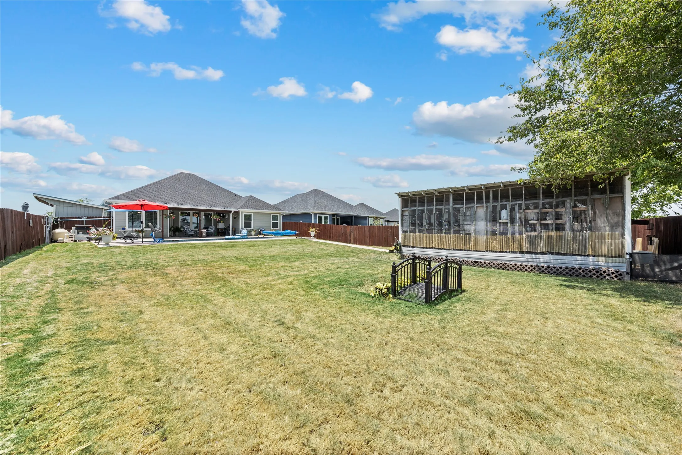 Single Family Residence For Sale in Mc Lennan County , 225 Swan Lake, Waco, Texas 76708, 3 Bedroom, 2 Bathroom, 2 Garage spaces, 1,775 Sqft, built in 2019, mls#21351231, Real Estate Agent in Waco, Homes For Sale in Mc Lennan county, Homes For Sale in Waco, Realtor in Waco Texas, Real Estate Brokerage Independent Realty Texas, Luminita Cordes Realtor