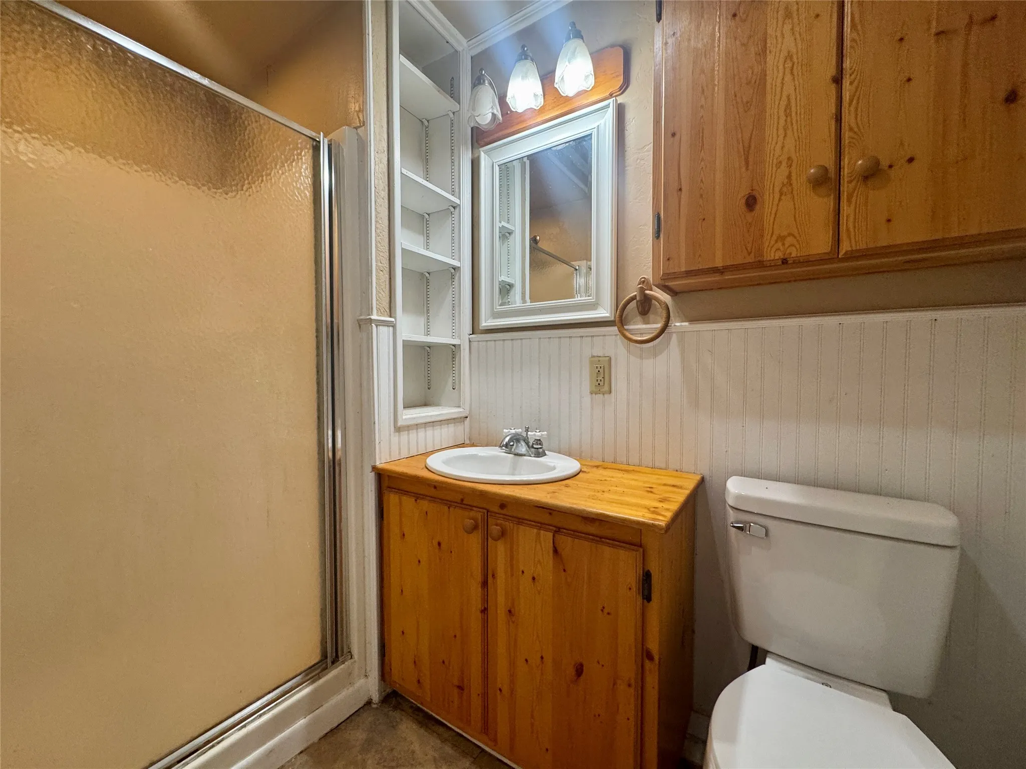 Single Family Residence For Sale in Taylor County , 733 S La Salle Drive, Abilene, Texas 79605, 3 Bedroom, 2 Bathroom, 1 Garage spaces, 1,733 Sqft, built in 1954, mls#21351631, Real Estate Agent in Abilene, Homes For Sale in Taylor county, Homes For Sale in Abilene, Realtor in Abilene Texas, Real Estate Brokerage Independent Realty Texas, Luminita Cordes Realtor