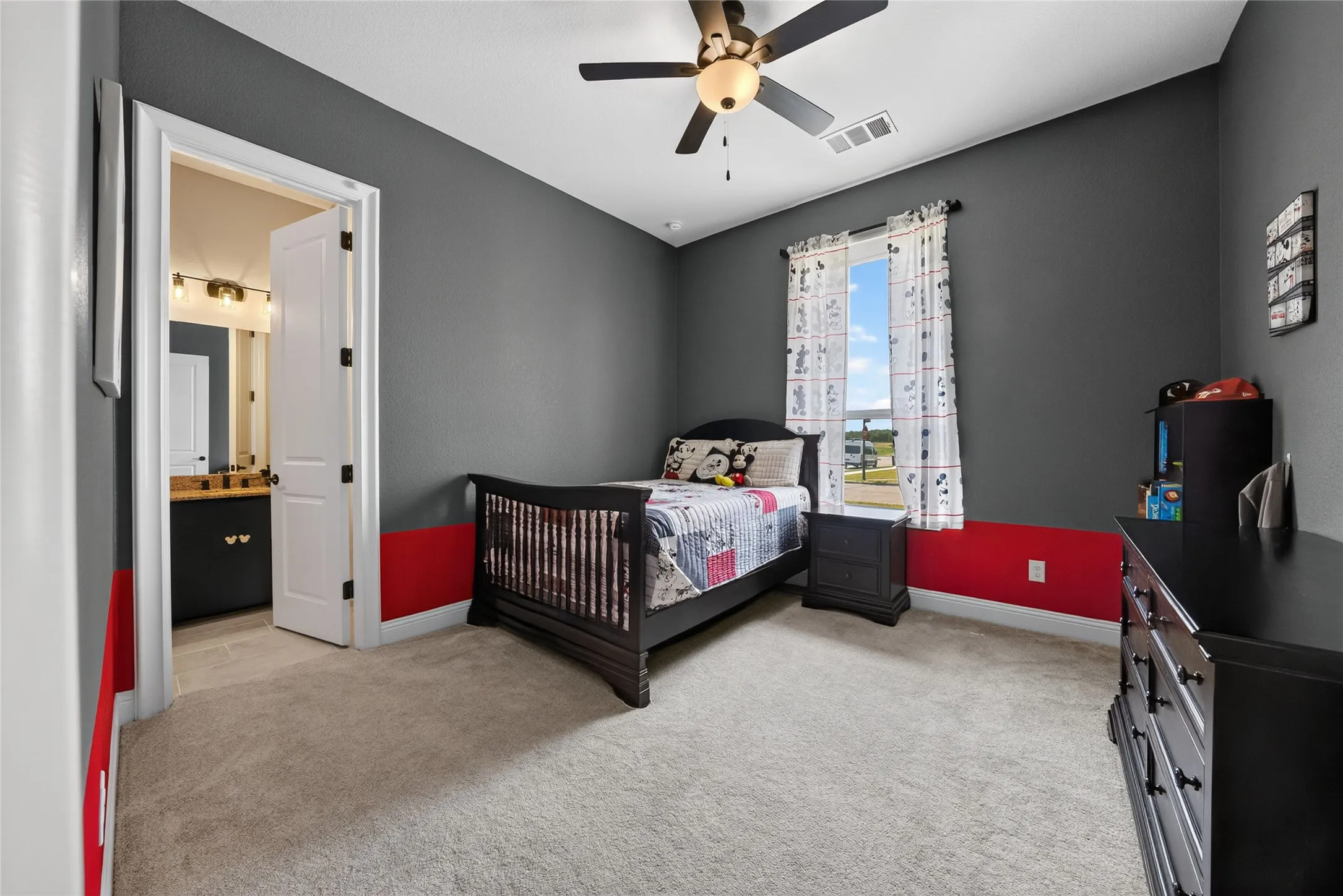 Single Family Residence For Sale in Collin County , 2180 Shady Hill Drive, Prosper, Texas 75078, 6 Bedroom, 7 Bathroom, 3 Garage spaces, 4,551 Sqft, built in 2023, mls#21348674, Real Estate Agent in Prosper, Homes For Sale in Collin county, Homes For Sale in Prosper, Realtor in Prosper Texas, Real Estate Brokerage Independent Realty Texas, Luminita Cordes Realtor