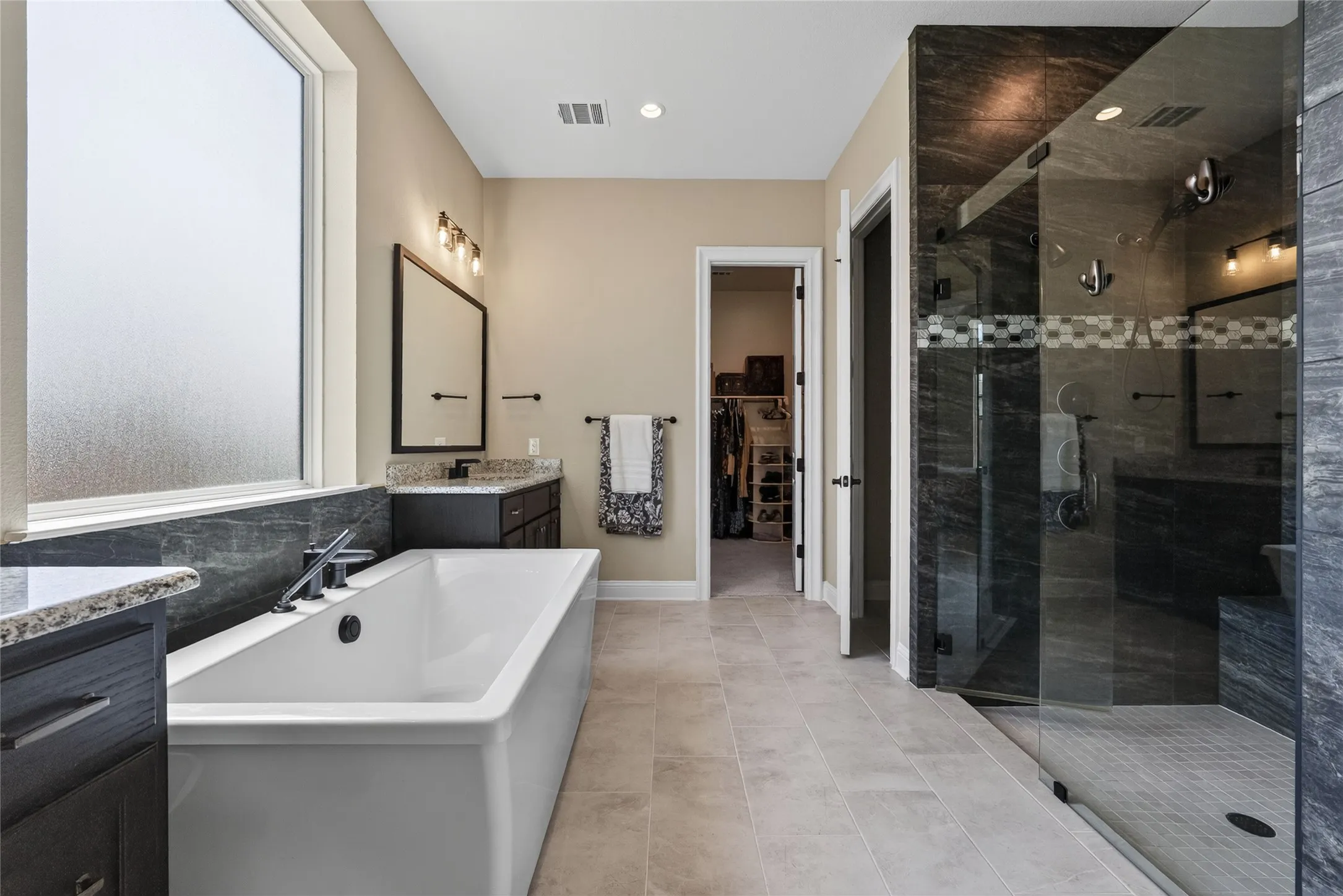 Single Family Residence For Sale in Collin County , 2180 Shady Hill Drive, Prosper, Texas 75078, 6 Bedroom, 7 Bathroom, 3 Garage spaces, 4,551 Sqft, built in 2023, mls#21348674, Real Estate Agent in Prosper, Homes For Sale in Collin county, Homes For Sale in Prosper, Realtor in Prosper Texas, Real Estate Brokerage Independent Realty Texas, Luminita Cordes Realtor