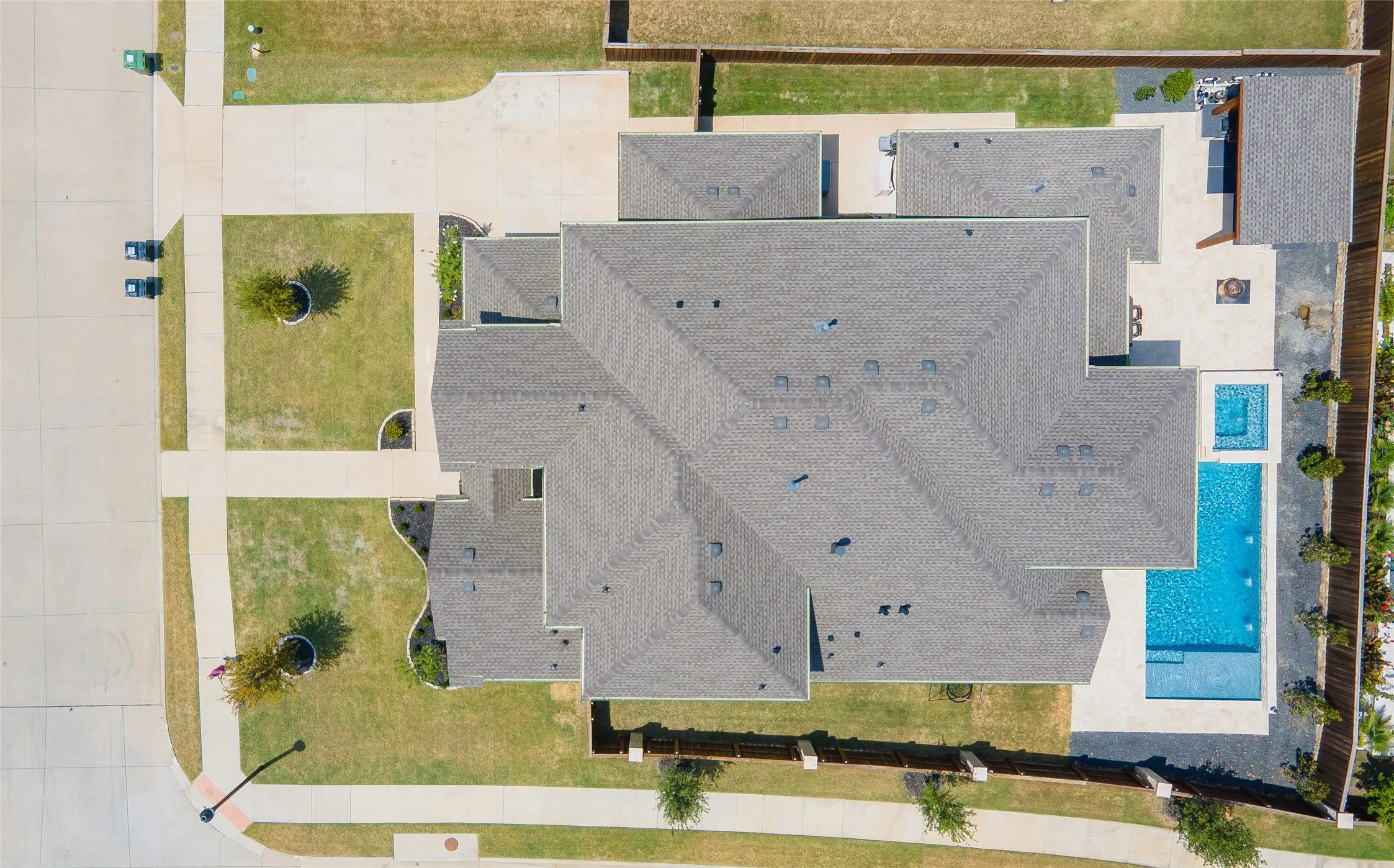 Single Family Residence For Sale in Collin County , 2180 Shady Hill Drive, Prosper, Texas 75078, 6 Bedroom, 7 Bathroom, 3 Garage spaces, 4,551 Sqft, built in 2023, mls#21348674, Real Estate Agent in Prosper, Homes For Sale in Collin county, Homes For Sale in Prosper, Realtor in Prosper Texas, Real Estate Brokerage Independent Realty Texas, Luminita Cordes Realtor