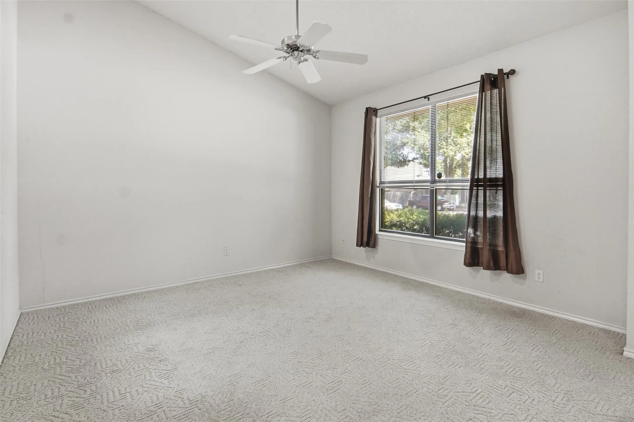 great window for viewing the neigborhood