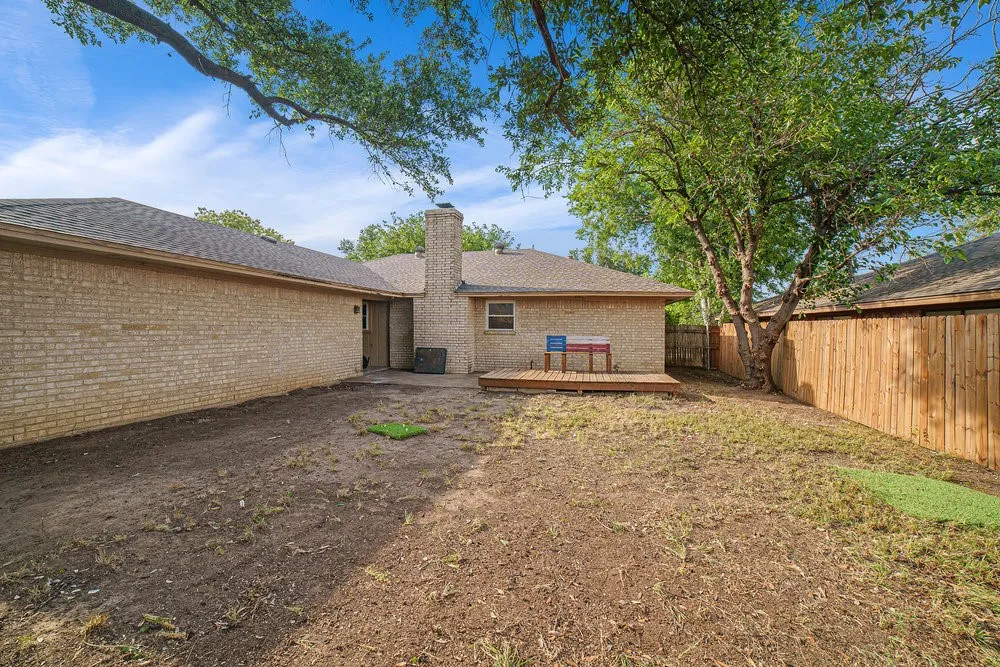 Single Family Residence For Rent in Denton County , 1608 San Antone Lane, Lewisville, Texas 75077, 3 Bedroom, 2 Bathroom, 2 Garage spaces, 1,626 Sqft, built in 1973, Price $2,450, mls#21351661, Real Estate Agent in Lewisville, Homes For Rent in Denton county, Homes For Rent in Lewisville, Realtor in Lewisville Texas, Real Estate Brokerage Independent Realty Texas, Luminita Cordes Realtor