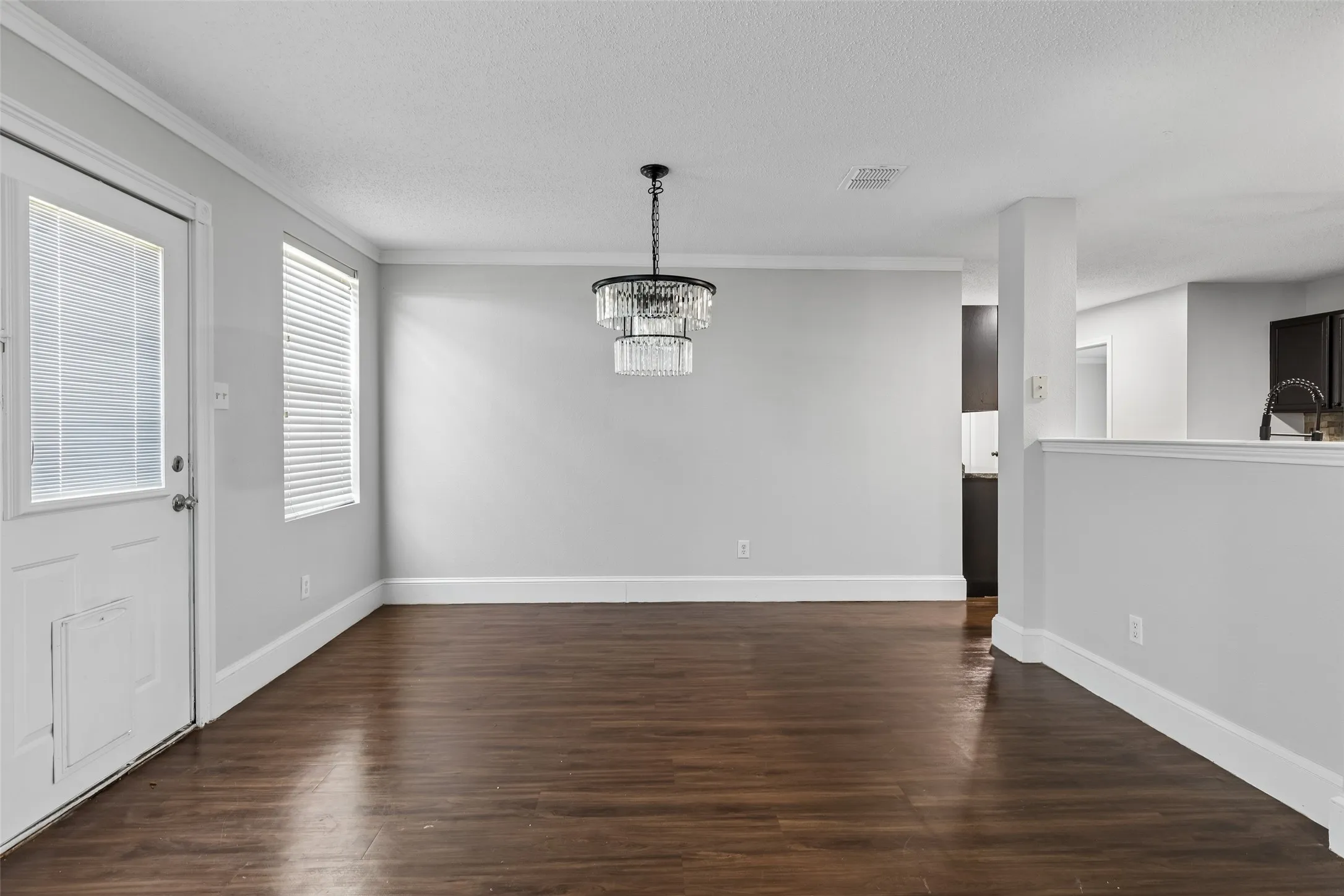 Single Family Residence For Sale in Collin County , 2901 Montague Trail, Wylie, Texas 75098, 4 Bedrooms, 3 Bathrooms, 2 Garage spaces, 3,374 Sqft, built in 2003, Price $499,800, mls#21345694, Real Estate Agent in Wylie, Homes For Sale in Collin county, Homes For Sale in Wylie, Realtor in Wylie Texas, Real Estate Brokerage Independent Realty Texas, Luminita Cordes Realtor