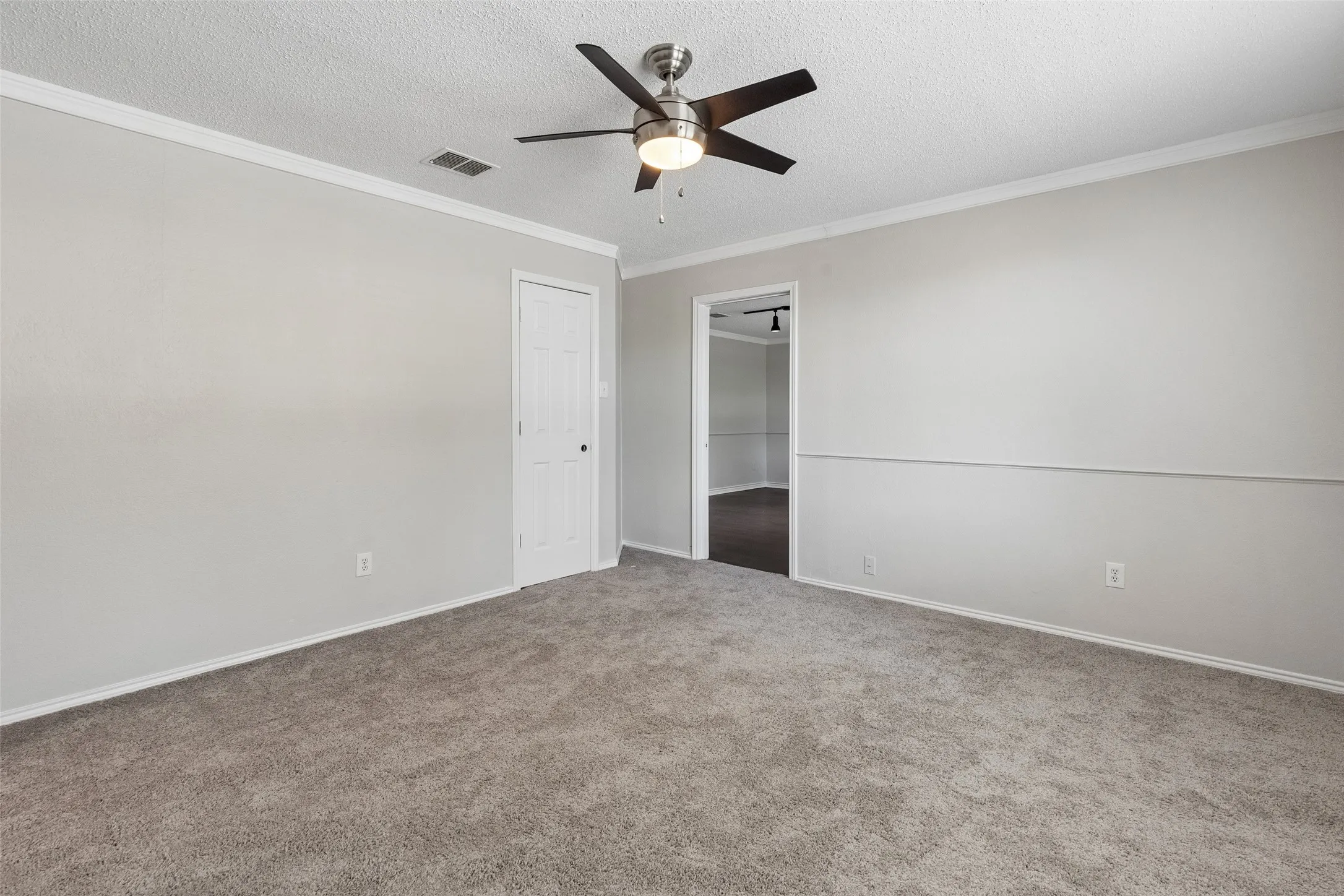 Single Family Residence For Sale in Collin County , 2901 Montague Trail, Wylie, Texas 75098, 4 Bedrooms, 3 Bathrooms, 2 Garage spaces, 3,374 Sqft, built in 2003, Price $499,800, mls#21345694, Real Estate Agent in Wylie, Homes For Sale in Collin county, Homes For Sale in Wylie, Realtor in Wylie Texas, Real Estate Brokerage Independent Realty Texas, Luminita Cordes Realtor