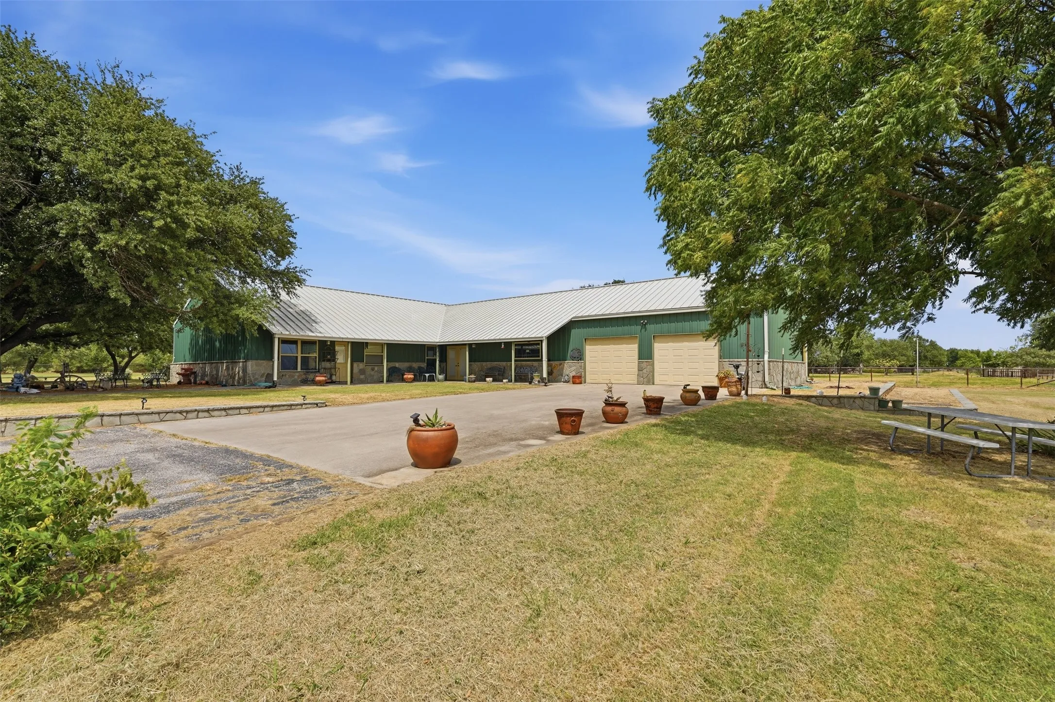 Farm For Sale in Denton County , 8165 Jackson Road, Krum, Texas 76249, 3 Bedroom, 3 Bathroom, 2 Garage spaces, 2,943 Sqft, built in 2006, Price $2,625,000, mls#21350231, Real Estate Agent in Krum, Homes For Sale in Denton county, Homes For Sale in Krum, Realtor in Krum Texas, Real Estate Brokerage Independent Realty Texas, Luminita Cordes Realtor