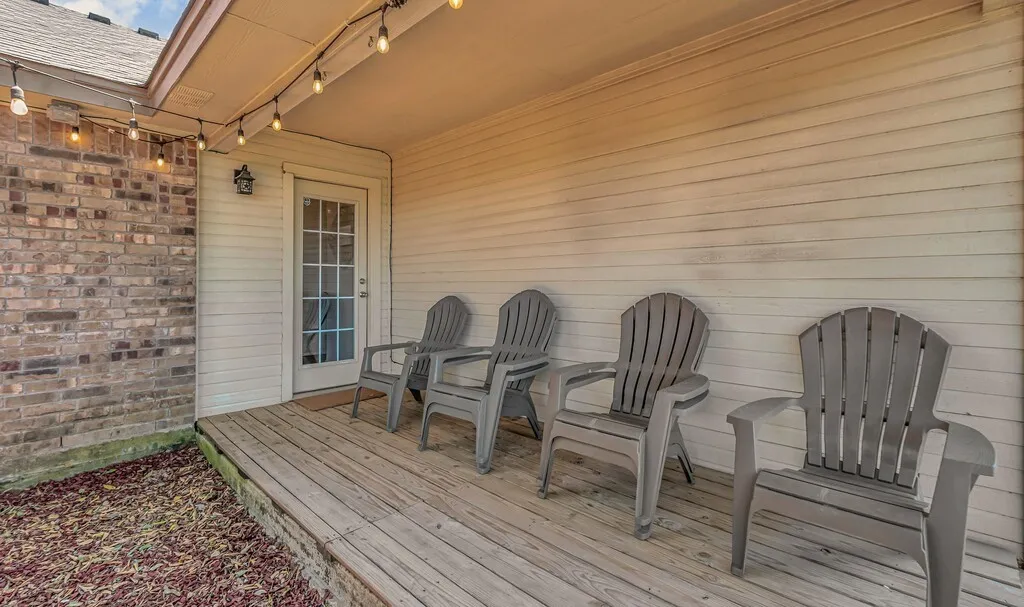 Single Family Residence For Sale in Mc Lennan County , 213 Woodlands Boulevard, Bellmead, Texas 76705, 4 Bedroom, 2 Bathroom, 2 Garage spaces, 1,731 Sqft, built in 2016, mls#21331438, Real Estate Agent in Bellmead, Homes For Sale in Mc Lennan county, Homes For Sale in Bellmead, Realtor in Bellmead Texas, Real Estate Brokerage Independent Realty Texas, Luminita Cordes Realtor