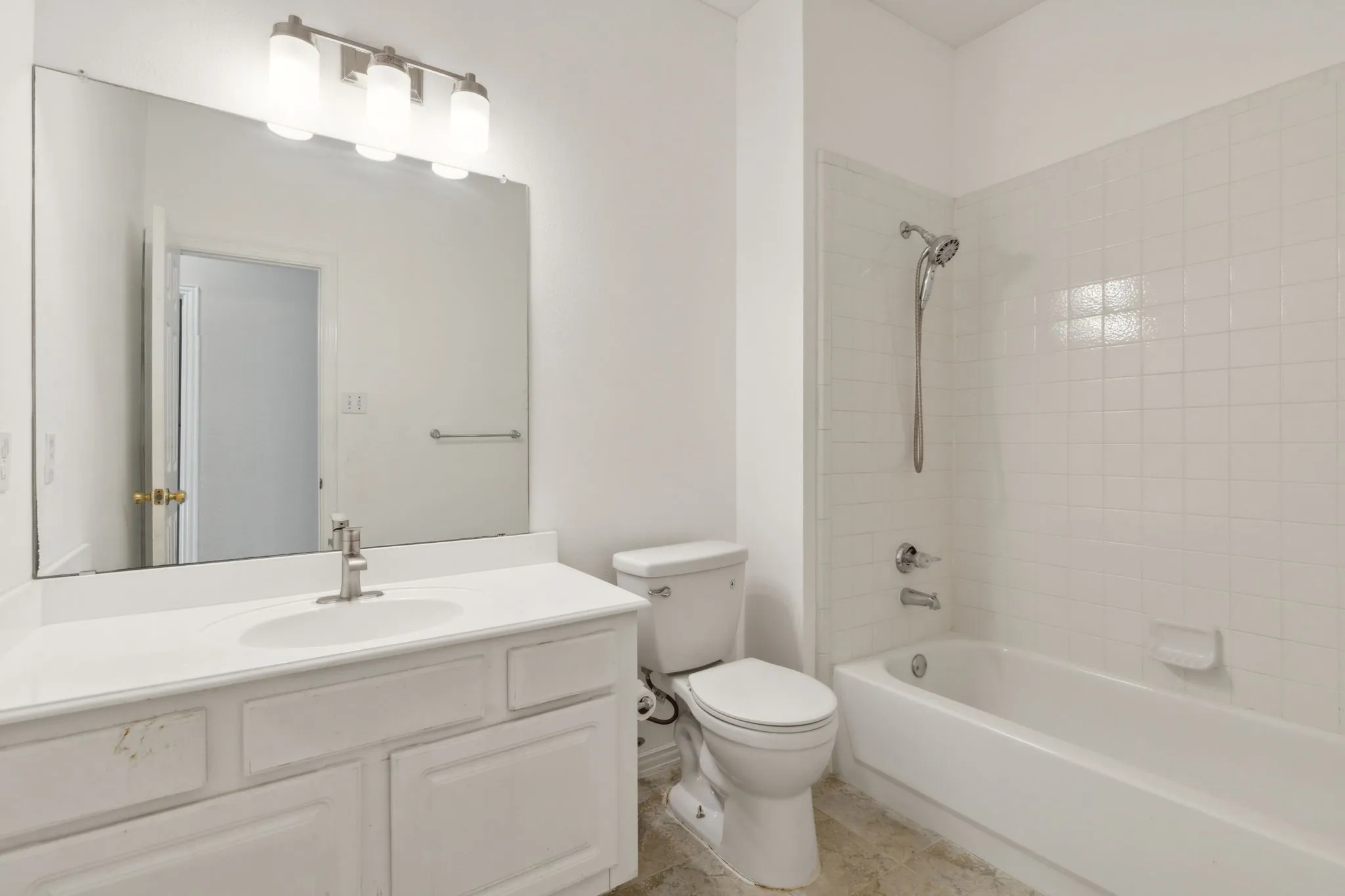 Single Family Residence For Rent in Collin County , 8012 Greenwood Drive, Plano, Texas 75025, 4 Bedroom, 3 Bathroom, 2 Garage spaces, 2,675 Sqft, built in 1994, mls#21351669, Real Estate Agent in Plano, Homes For Rent in Collin county, Homes For Rent in Plano, Realtor in Plano Texas, Real Estate Brokerage Independent Realty Texas, Luminita Cordes Realtor