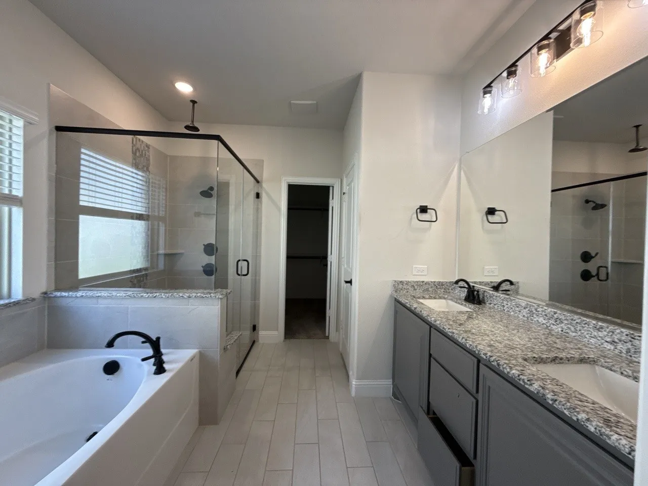 Single Family Residence For Sale in Kaufman County , 2311 Albion Way, Forney, Texas 75126, 5 Bedroom, 4 Bathroom, 2 Garage spaces, 3,204 Sqft, built in 2023, mls#21349773, Real Estate Agent in Forney, Homes For Sale in Kaufman county, Homes For Sale in Forney, Realtor in Forney Texas, Real Estate Brokerage Independent Realty Texas, Luminita Cordes Realtor