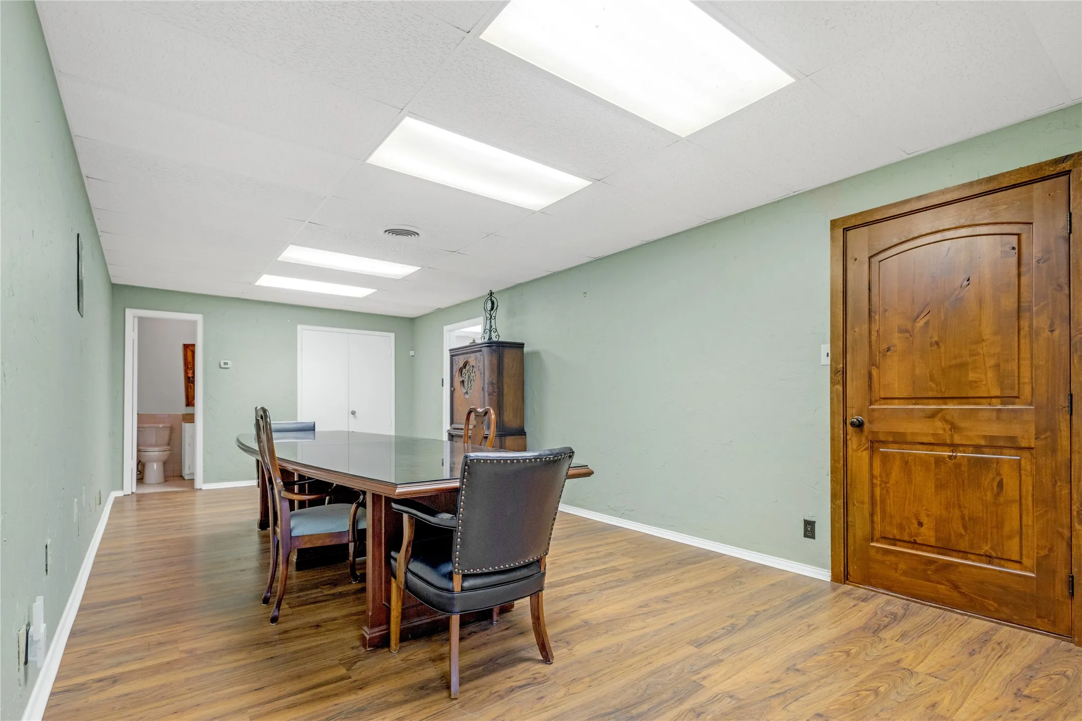 Office For Sale in Wood County , 101 S Main Street, Quitman, Texas 75783, 0, 0, Garage spaces, 0 Sqft, built in 1999, Price $275,000, mls#21351655, Real Estate Agent in Quitman, Homes For Sale in Wood county, Homes For Sale in Quitman, Realtor in Quitman Texas, Real Estate Brokerage Independent Realty Texas, Luminita Cordes Realtor