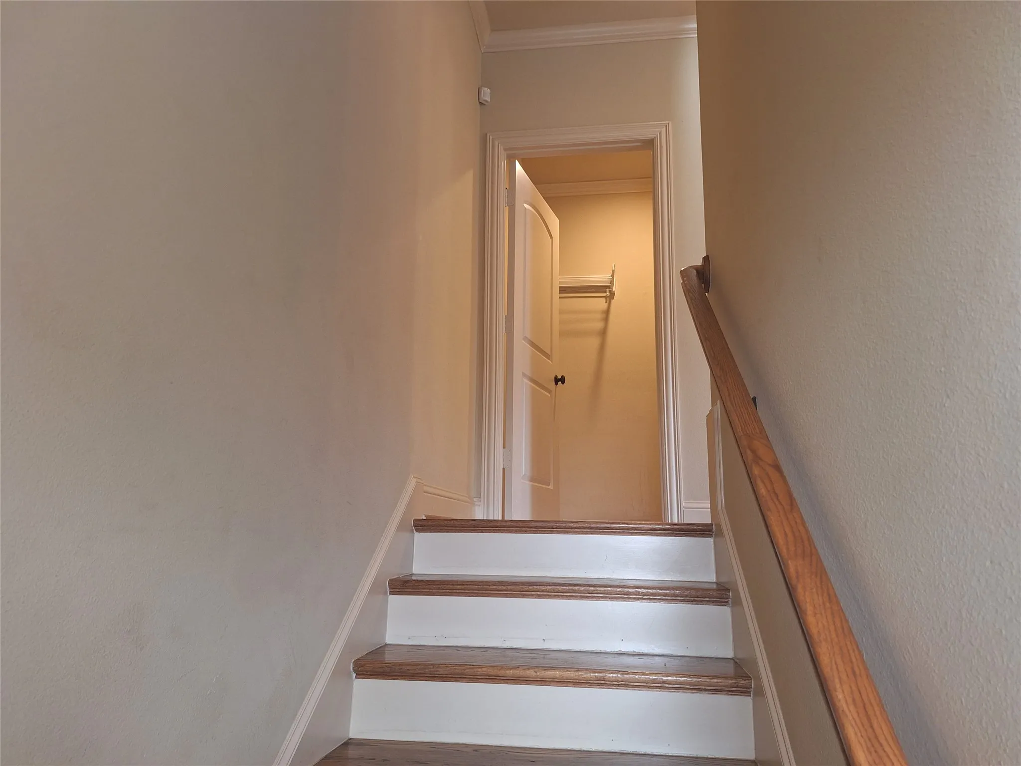 Condominium For Rent in Dallas County , 3416 Westminster Avenue 1, University Park, Texas 75205, 3 Bedroom, 4 Bathroom, 2 Garage spaces, 1,822 Sqft, built in 2005, mls#21351679, Real Estate Agent in University Park, Homes For Rent in Dallas county, Homes For Rent in University Park, Realtor in University Park Texas, Real Estate Brokerage Independent Realty Texas, Luminita Cordes Realtor