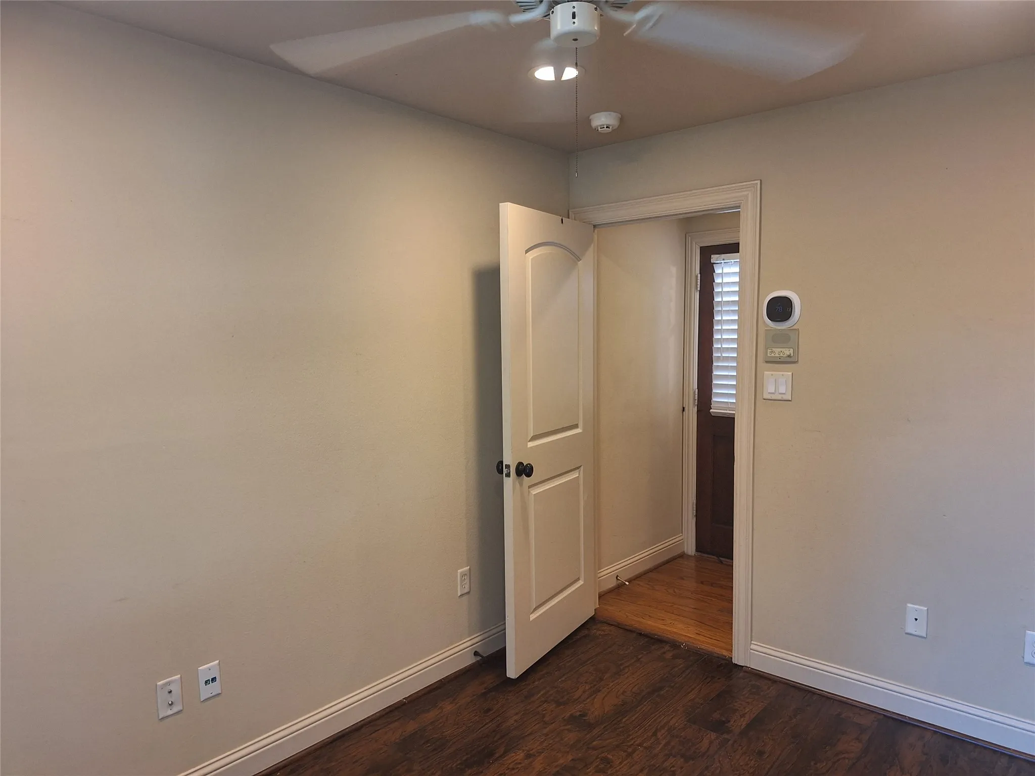 Condominium For Rent in Dallas County , 3416 Westminster Avenue 1, University Park, Texas 75205, 3 Bedroom, 4 Bathroom, 2 Garage spaces, 1,822 Sqft, built in 2005, mls#21351679, Real Estate Agent in University Park, Homes For Rent in Dallas county, Homes For Rent in University Park, Realtor in University Park Texas, Real Estate Brokerage Independent Realty Texas, Luminita Cordes Realtor
