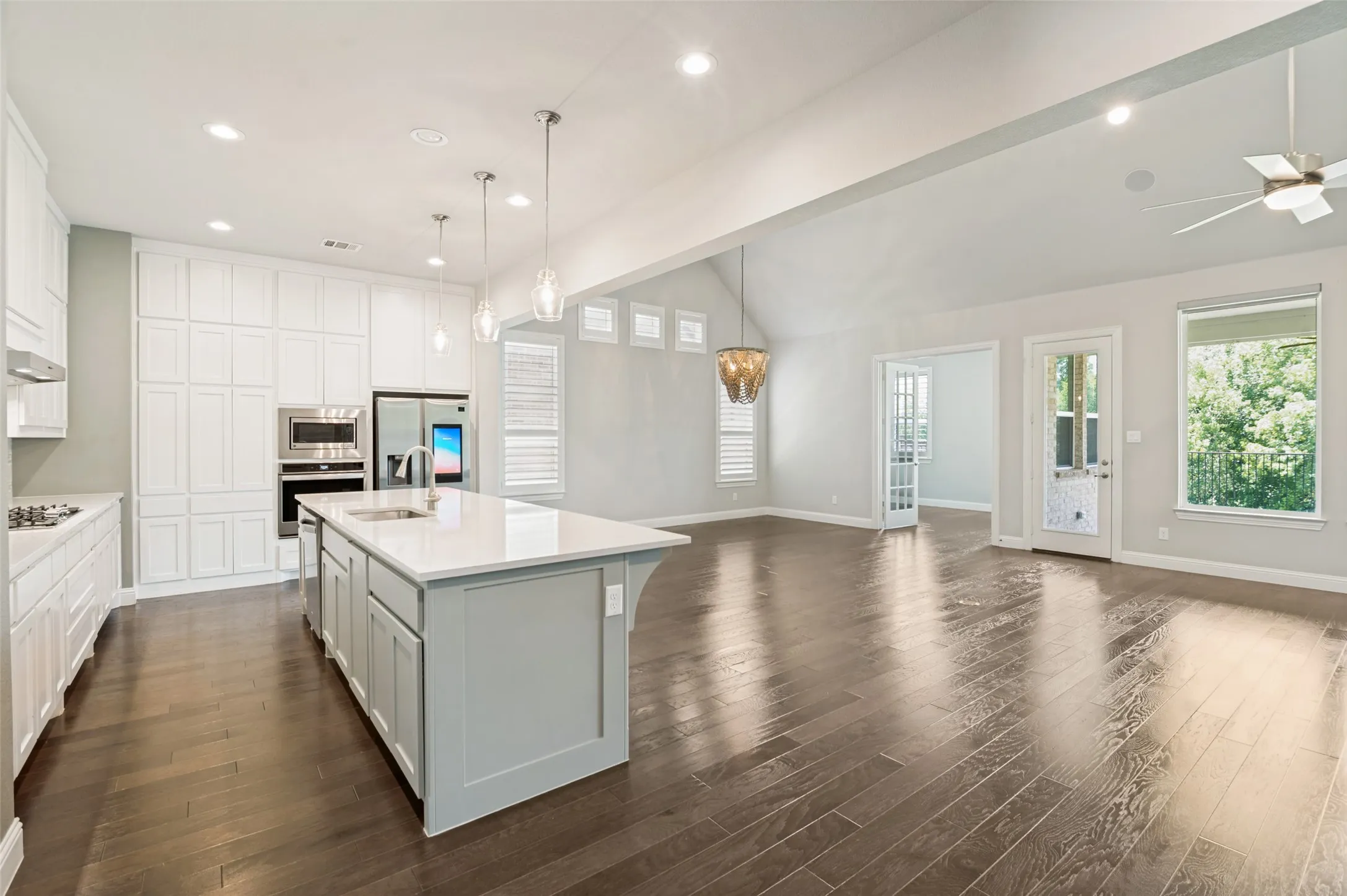 Single Family Residence For Sale in Collin County , 1029 Billy Lane, Allen, Texas 75013, 4 Bedroom, 5 Bathroom, 3 Garage spaces, 3,640 Sqft, built in 2019, mls#21349629, Real Estate Agent in Allen, Homes For Sale in Collin county, Homes For Sale in Allen, Realtor in Allen Texas, Real Estate Brokerage Independent Realty Texas, Luminita Cordes Realtor