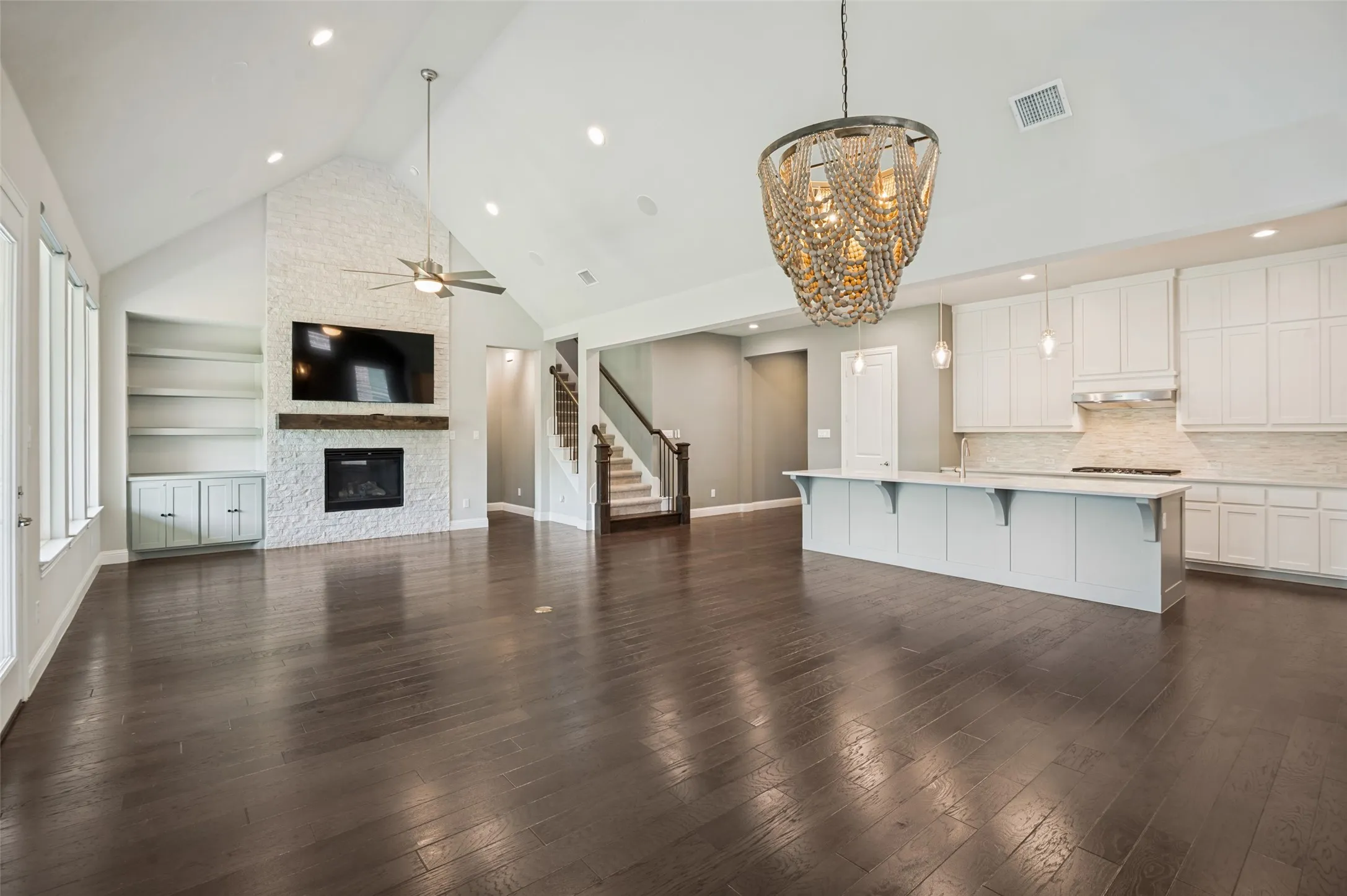 upstairs bonus room virtually staged