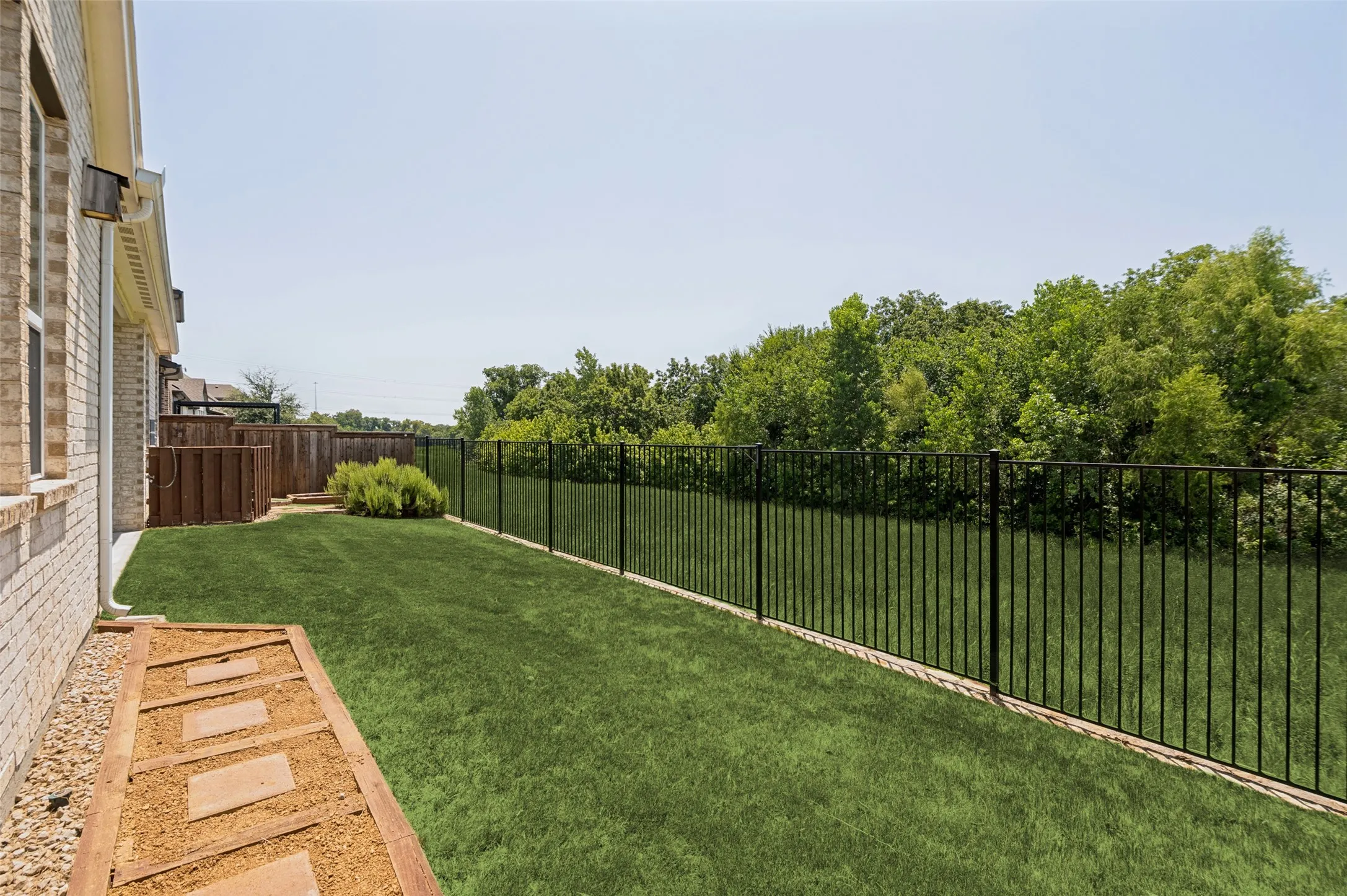 Single Family Residence For Sale in Collin County , 1029 Billy Lane, Allen, Texas 75013, 4 Bedroom, 5 Bathroom, 3 Garage spaces, 3,640 Sqft, built in 2019, mls#21349629, Real Estate Agent in Allen, Homes For Sale in Collin county, Homes For Sale in Allen, Realtor in Allen Texas, Real Estate Brokerage Independent Realty Texas, Luminita Cordes Realtor