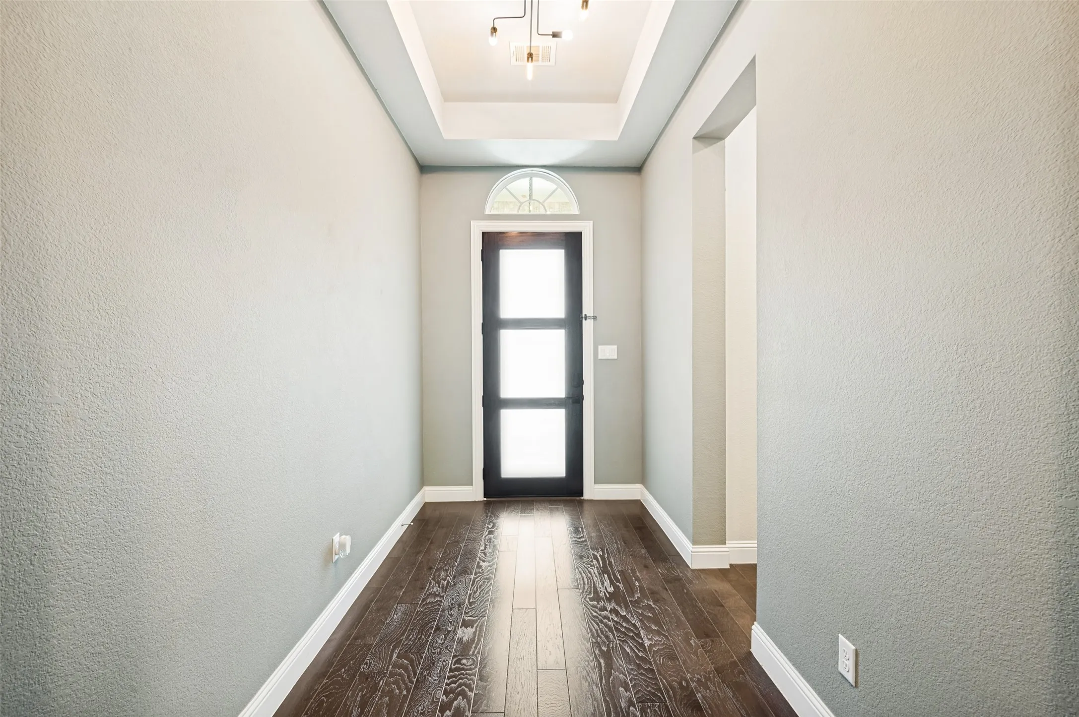 living room
virtually staged