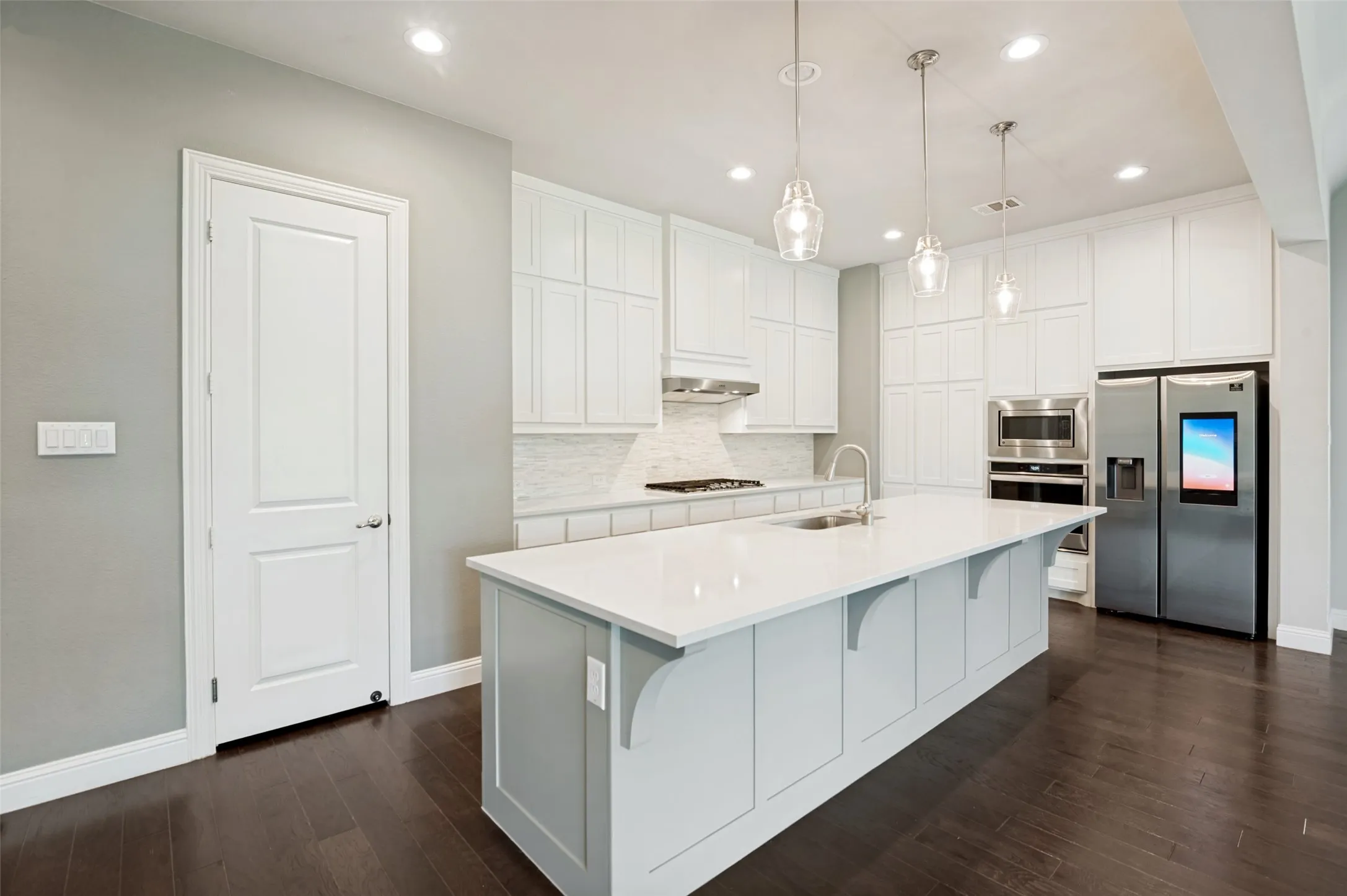 Single Family Residence For Sale in Collin County , 1029 Billy Lane, Allen, Texas 75013, 4 Bedroom, 5 Bathroom, 3 Garage spaces, 3,640 Sqft, built in 2019, mls#21349629, Real Estate Agent in Allen, Homes For Sale in Collin county, Homes For Sale in Allen, Realtor in Allen Texas, Real Estate Brokerage Independent Realty Texas, Luminita Cordes Realtor