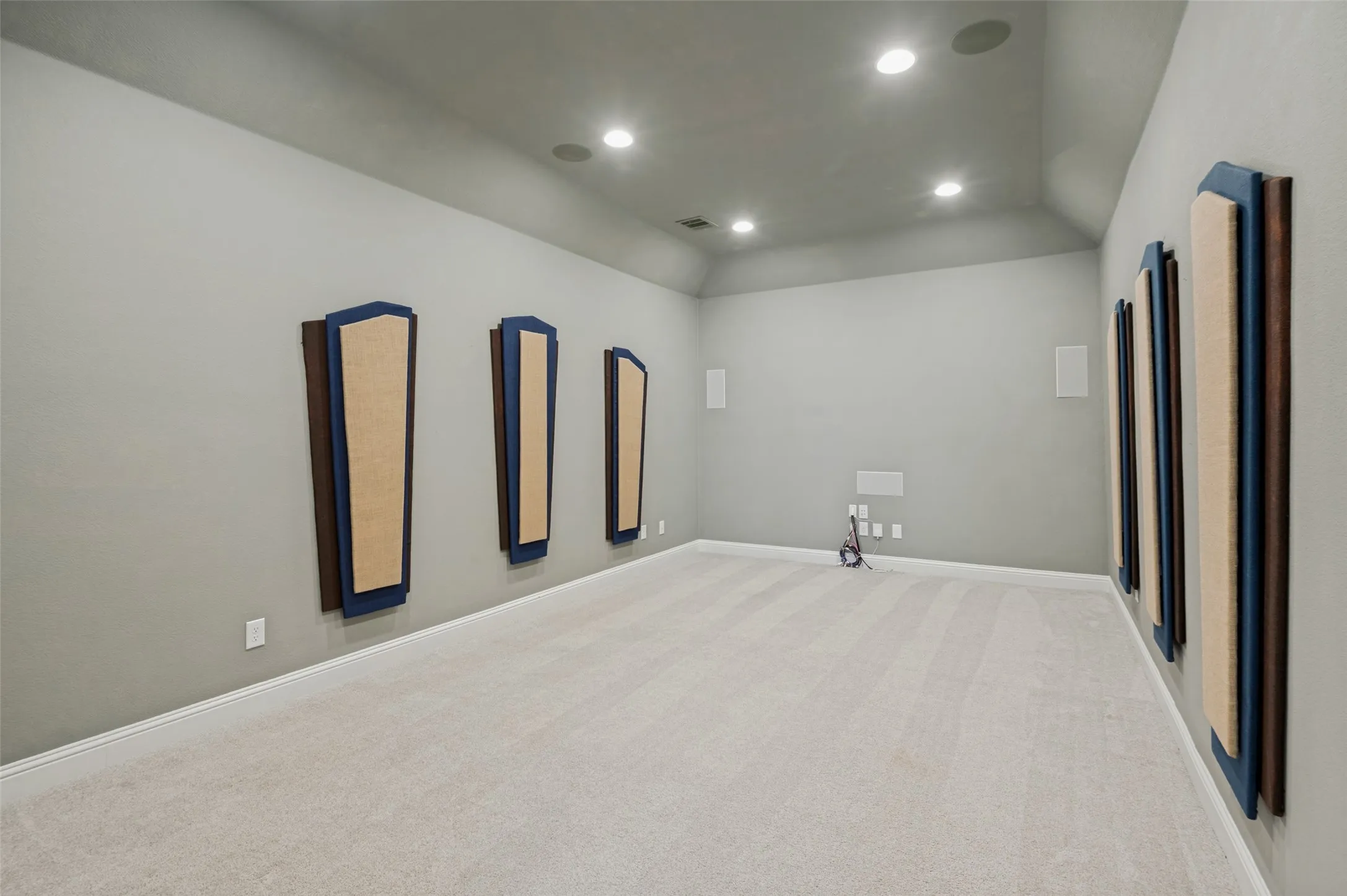 Single Family Residence For Sale in Collin County , 1029 Billy Lane, Allen, Texas 75013, 4 Bedroom, 5 Bathroom, 3 Garage spaces, 3,640 Sqft, built in 2019, mls#21349629, Real Estate Agent in Allen, Homes For Sale in Collin county, Homes For Sale in Allen, Realtor in Allen Texas, Real Estate Brokerage Independent Realty Texas, Luminita Cordes Realtor