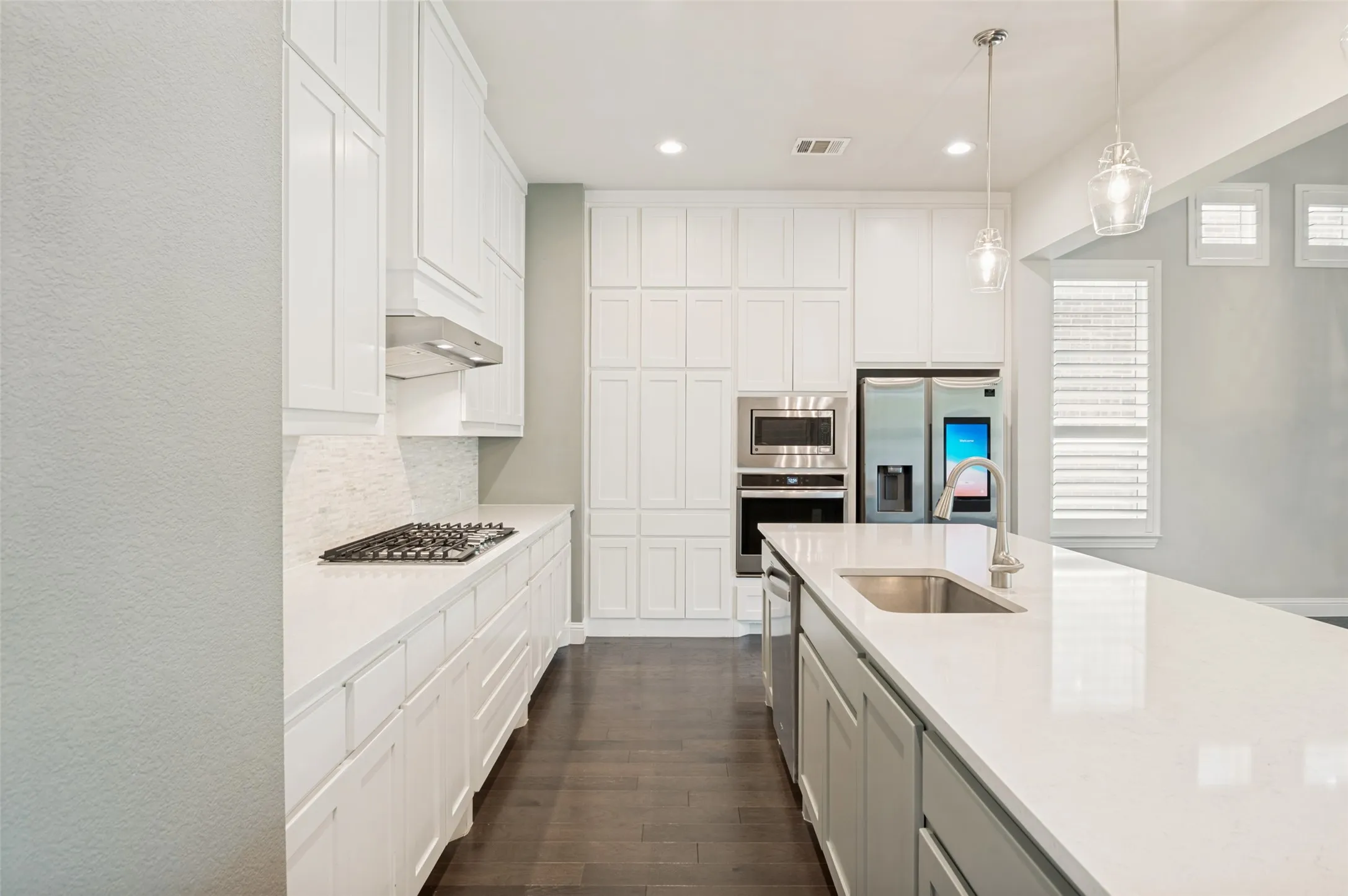 Single Family Residence For Sale in Collin County , 1029 Billy Lane, Allen, Texas 75013, 4 Bedroom, 5 Bathroom, 3 Garage spaces, 3,640 Sqft, built in 2019, mls#21349629, Real Estate Agent in Allen, Homes For Sale in Collin county, Homes For Sale in Allen, Realtor in Allen Texas, Real Estate Brokerage Independent Realty Texas, Luminita Cordes Realtor