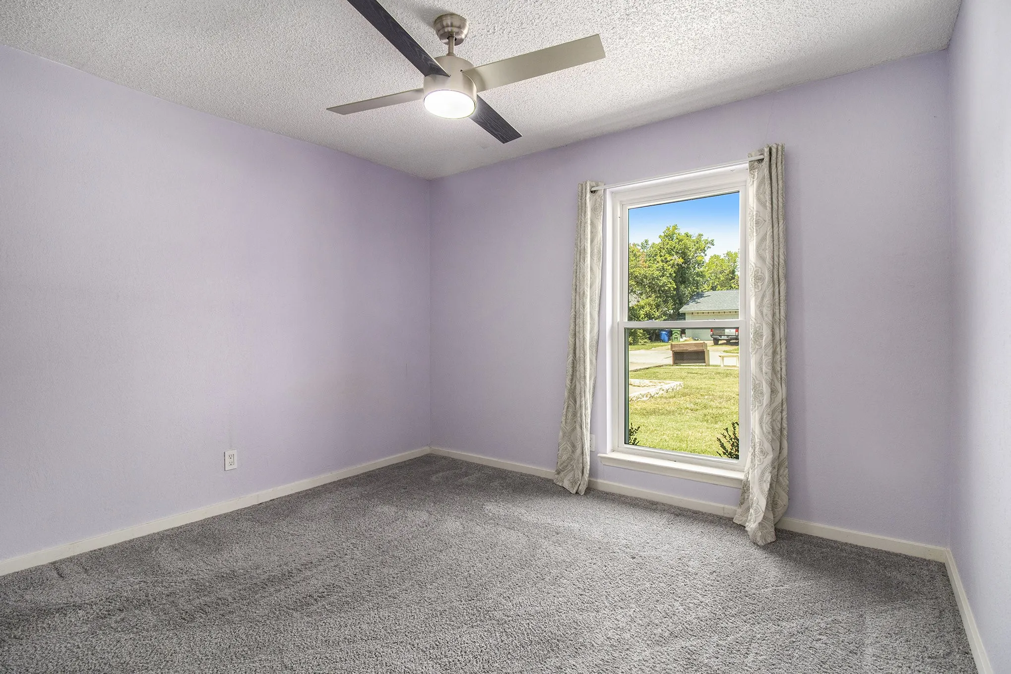 Single Family Residence For Rent in Dallas County , 1014 Terrace Trail, Carrollton, Texas 75006, 4 Bedroom, 2 Bathroom, 2 Garage spaces, 1,748 Sqft, built in 1970, mls#21351694, Real Estate Agent in Carrollton, Homes For Rent in Dallas county, Homes For Rent in Carrollton, Realtor in Carrollton Texas, Real Estate Brokerage Independent Realty Texas, Luminita Cordes Realtor