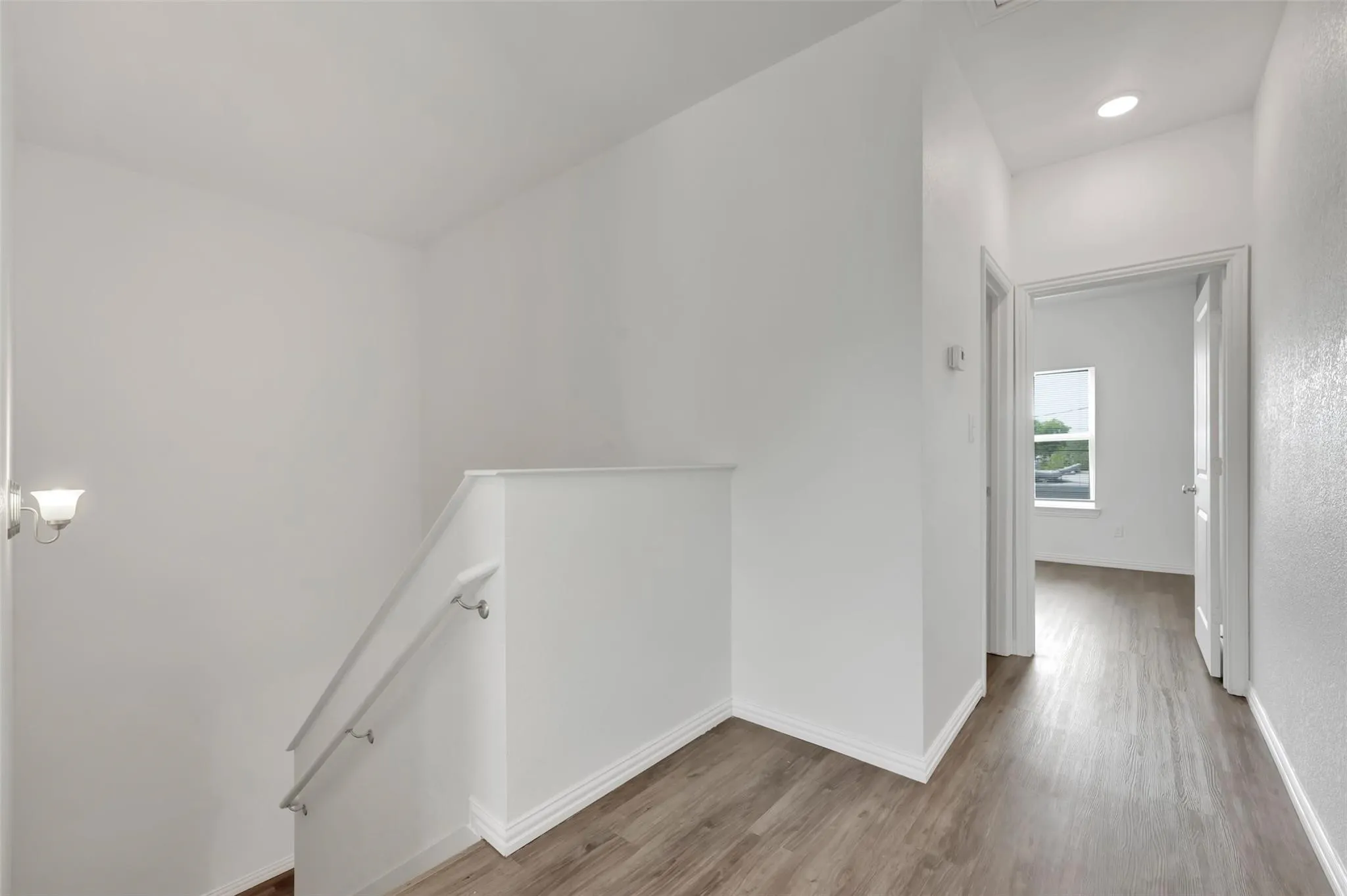 Duplex For Rent in Tarrant County , 1608 Ash Crescent Street, Fort Worth, Texas 76104, 2 Bedroom, 2 Bathroom, 1 Garage spaces, 1,181 Sqft, built in 2020, mls#21348578, Real Estate Agent in Fort Worth, Homes For Rent in Tarrant county, Homes For Rent in Fort Worth, Realtor in Fort Worth Texas, Real Estate Brokerage Independent Realty Texas, Luminita Cordes Realtor