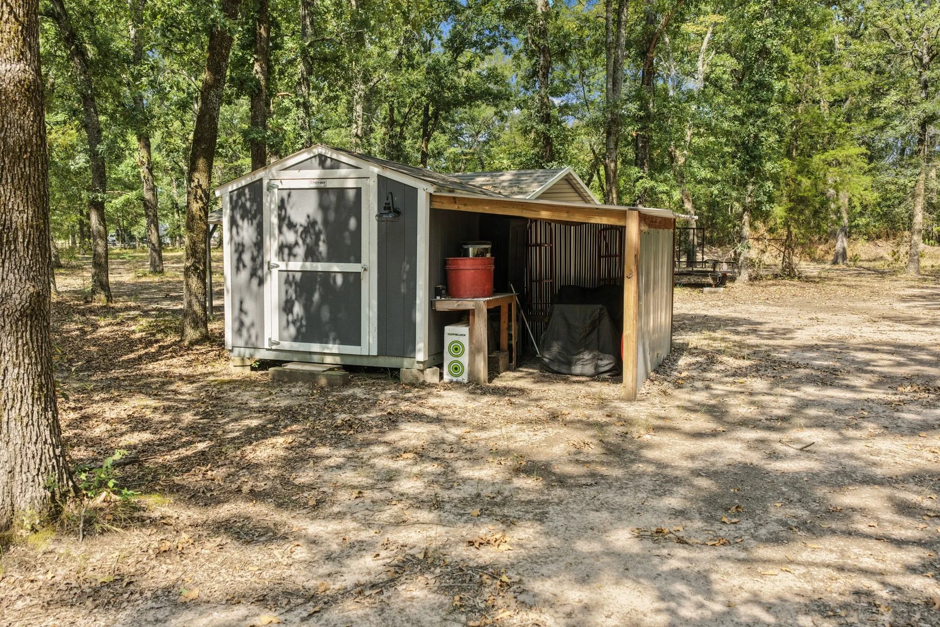 Farm For Sale in Franklin (TX) County , 141 NE CR 2021, Talco, Texas 75487, 2 Bedrooms, 1 Bathroom, Garage spaces, 2,000 Sqft, built in 2009, Price $489,000, mls#21351663, Real Estate Agent in Talco, Homes For Sale in Franklin (TX) county, Homes For Sale in Talco, Realtor in Talco Texas, Real Estate Brokerage Independent Realty Texas, Luminita Cordes Realtor