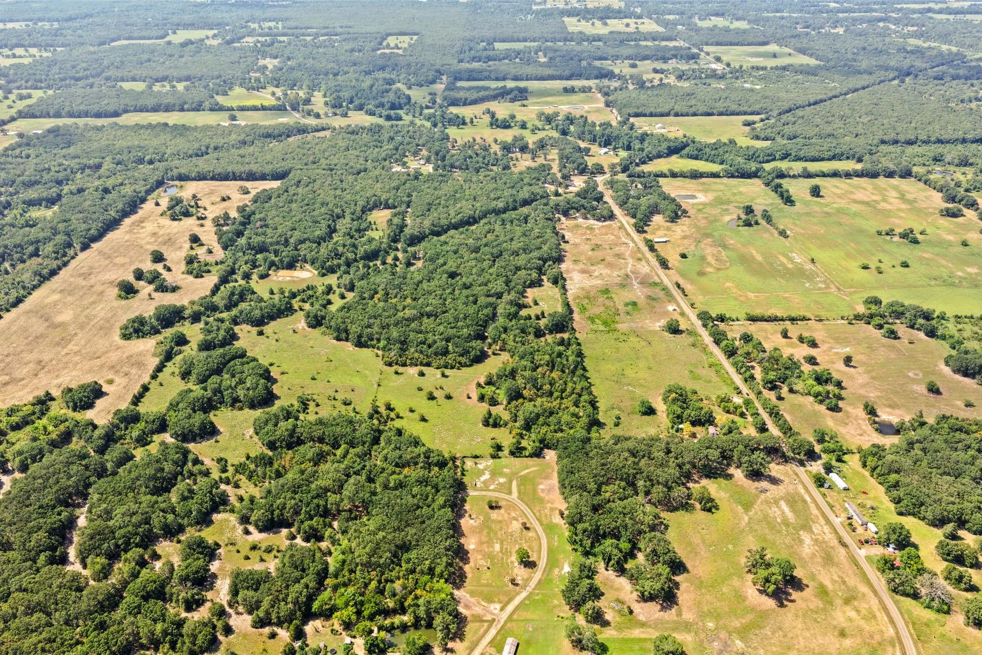 Farm For Sale in Franklin (TX) County , 141 NE CR 2021, Talco, Texas 75487, 2 Bedrooms, 1 Bathroom, Garage spaces, 2,000 Sqft, built in 2009, Price $489,000, mls#21351663, Real Estate Agent in Talco, Homes For Sale in Franklin (TX) county, Homes For Sale in Talco, Realtor in Talco Texas, Real Estate Brokerage Independent Realty Texas, Luminita Cordes Realtor
