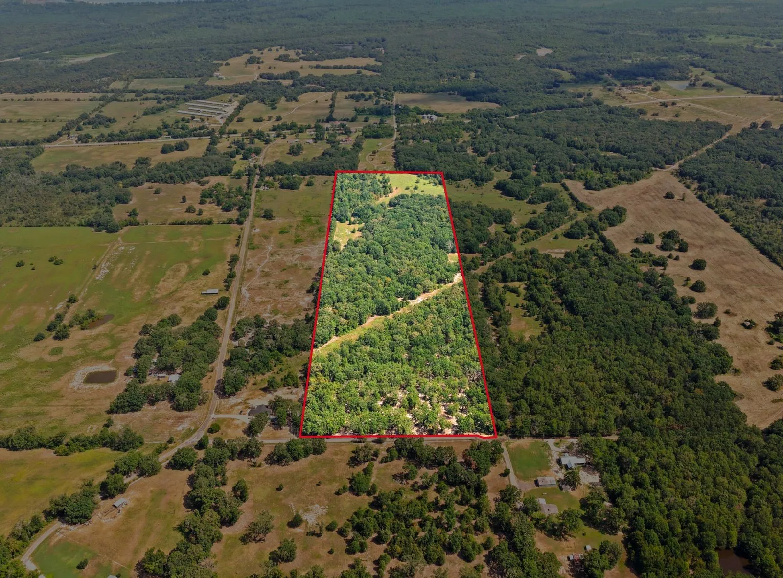 Farm For Sale in Franklin (TX) County , 141 NE CR 2021, Talco, Texas 75487, 2 Bedrooms, 1 Bathroom, Garage spaces, 2,000 Sqft, built in 2009, Price $489,000, mls#21351663, Real Estate Agent in Talco, Homes For Sale in Franklin (TX) county, Homes For Sale in Talco, Realtor in Talco Texas, Real Estate Brokerage Independent Realty Texas, Luminita Cordes Realtor