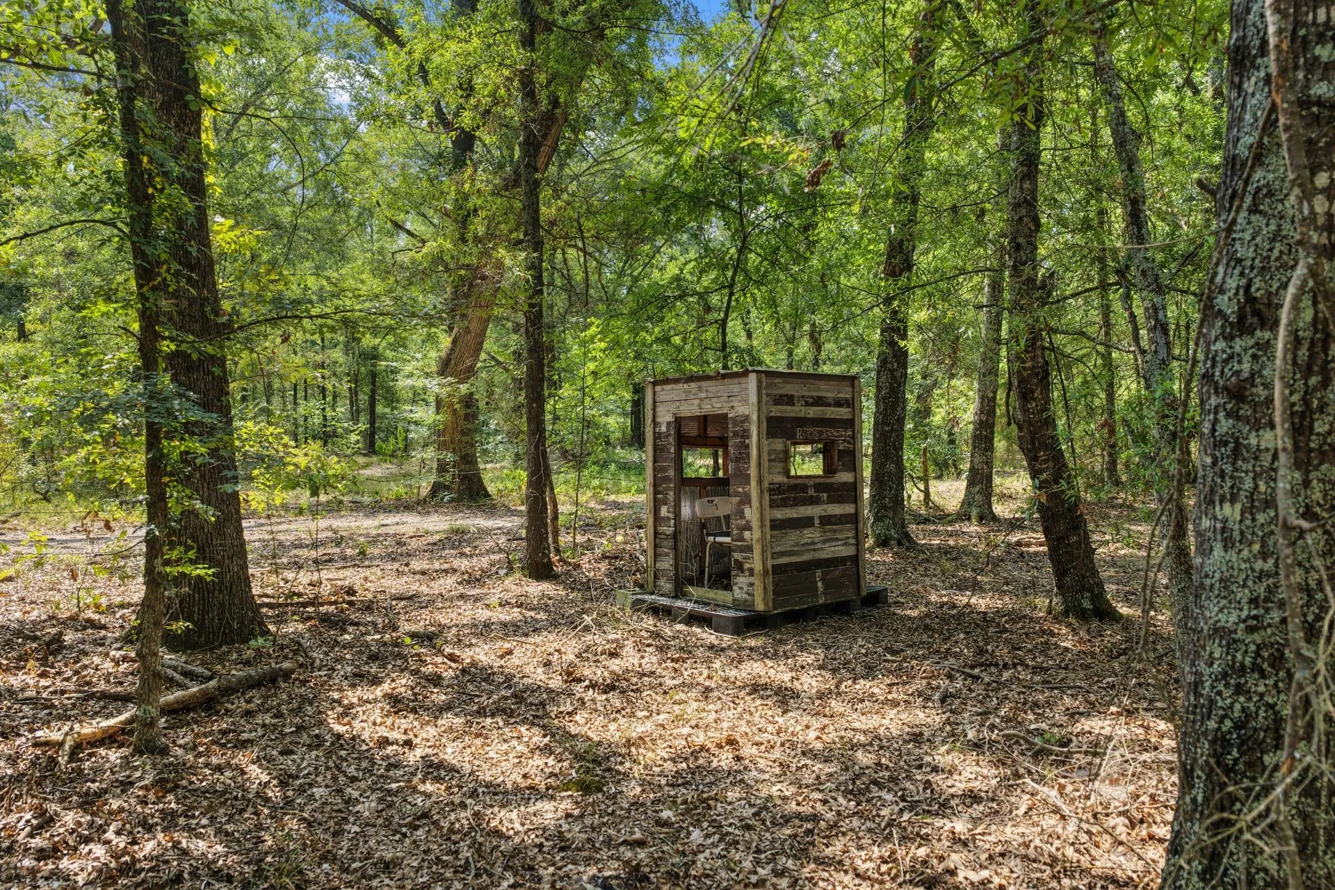 Farm For Sale in Franklin (TX) County , 141 NE CR 2021, Talco, Texas 75487, 2 Bedrooms, 1 Bathroom, Garage spaces, 2,000 Sqft, built in 2009, Price $489,000, mls#21351663, Real Estate Agent in Talco, Homes For Sale in Franklin (TX) county, Homes For Sale in Talco, Realtor in Talco Texas, Real Estate Brokerage Independent Realty Texas, Luminita Cordes Realtor
