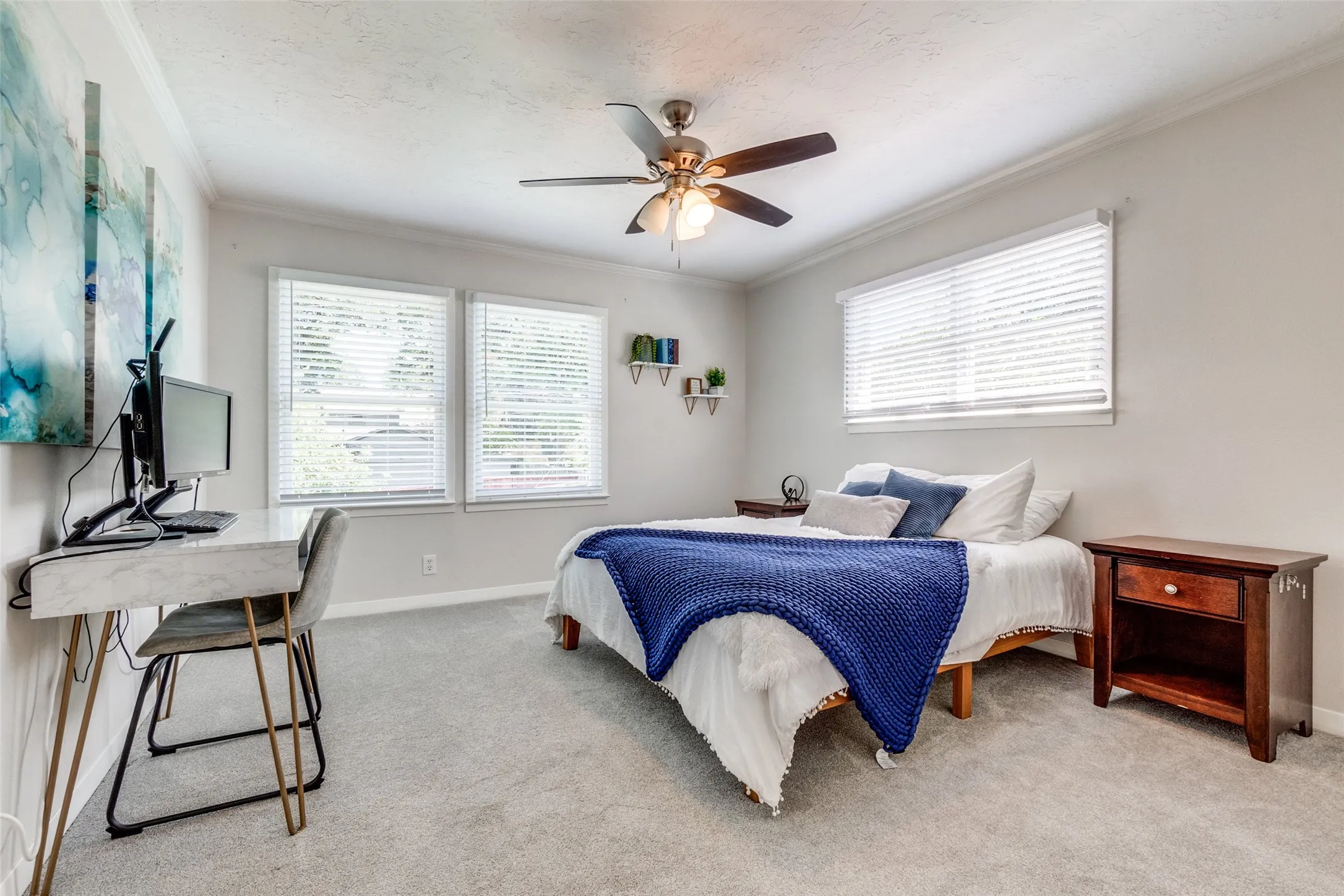 Single Family Residence For Rent in Dallas County , 9805 Estate Lane, Dallas, Texas 75238, 4 Bedroom, 5 Bathroom, 2 Garage spaces, 3,204 Sqft, built in 1964, mls#21349397, Real Estate Agent in Dallas, Homes For Rent in Dallas county, Homes For Rent in Dallas, Realtor in Dallas Texas, Real Estate Brokerage Independent Realty Texas, Luminita Cordes Realtor