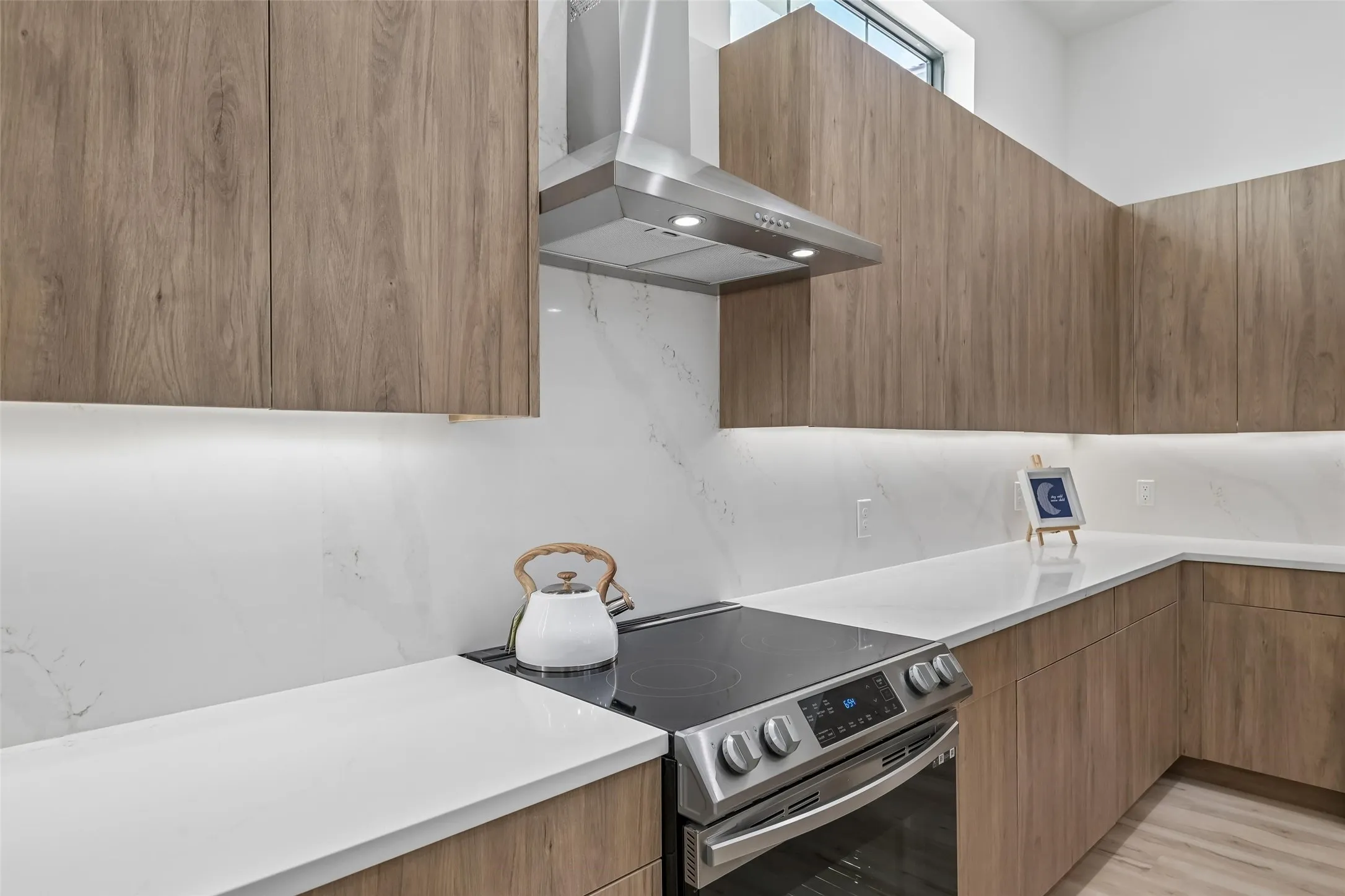 Townhouse For Sale in Dallas County , 1767 Novela Way, Dallas, Texas 75215, 3 Bedroom, 4 Bathroom, 2 Garage spaces, 2,105 Sqft, built in 2022, mls#21351469, Real Estate Agent in Dallas, Homes For Sale in Dallas county, Homes For Sale in Dallas, Realtor in Dallas Texas, Real Estate Brokerage Independent Realty Texas, Luminita Cordes Realtor