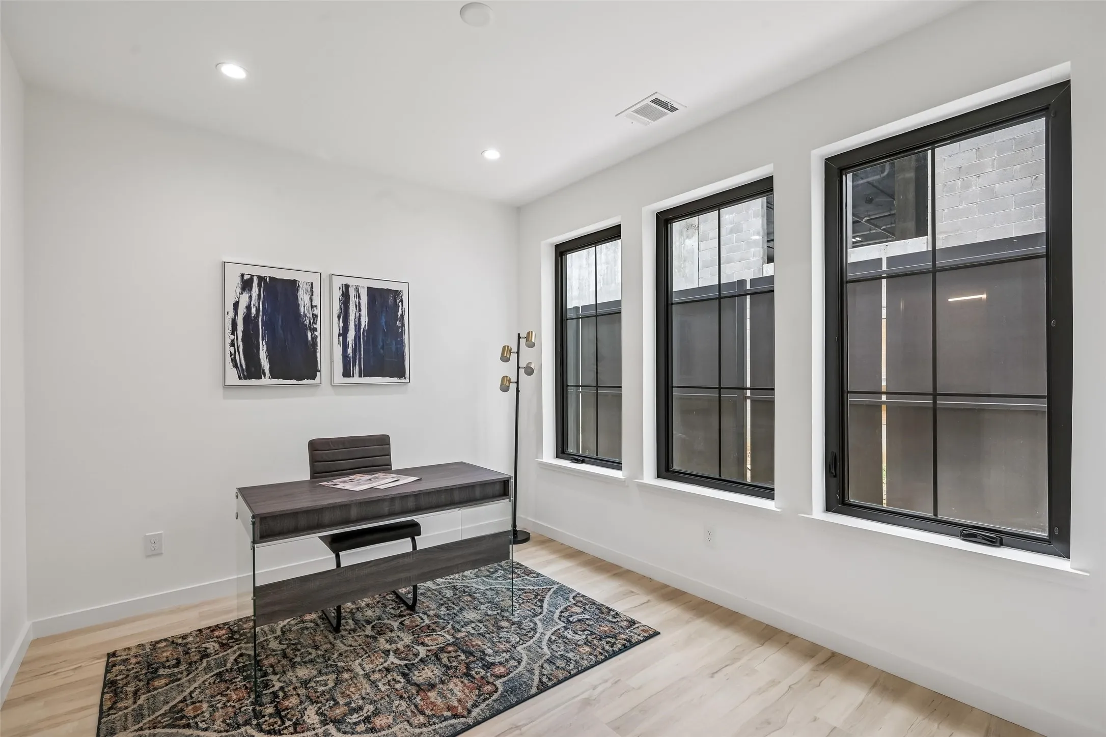 1st FL guest room/office