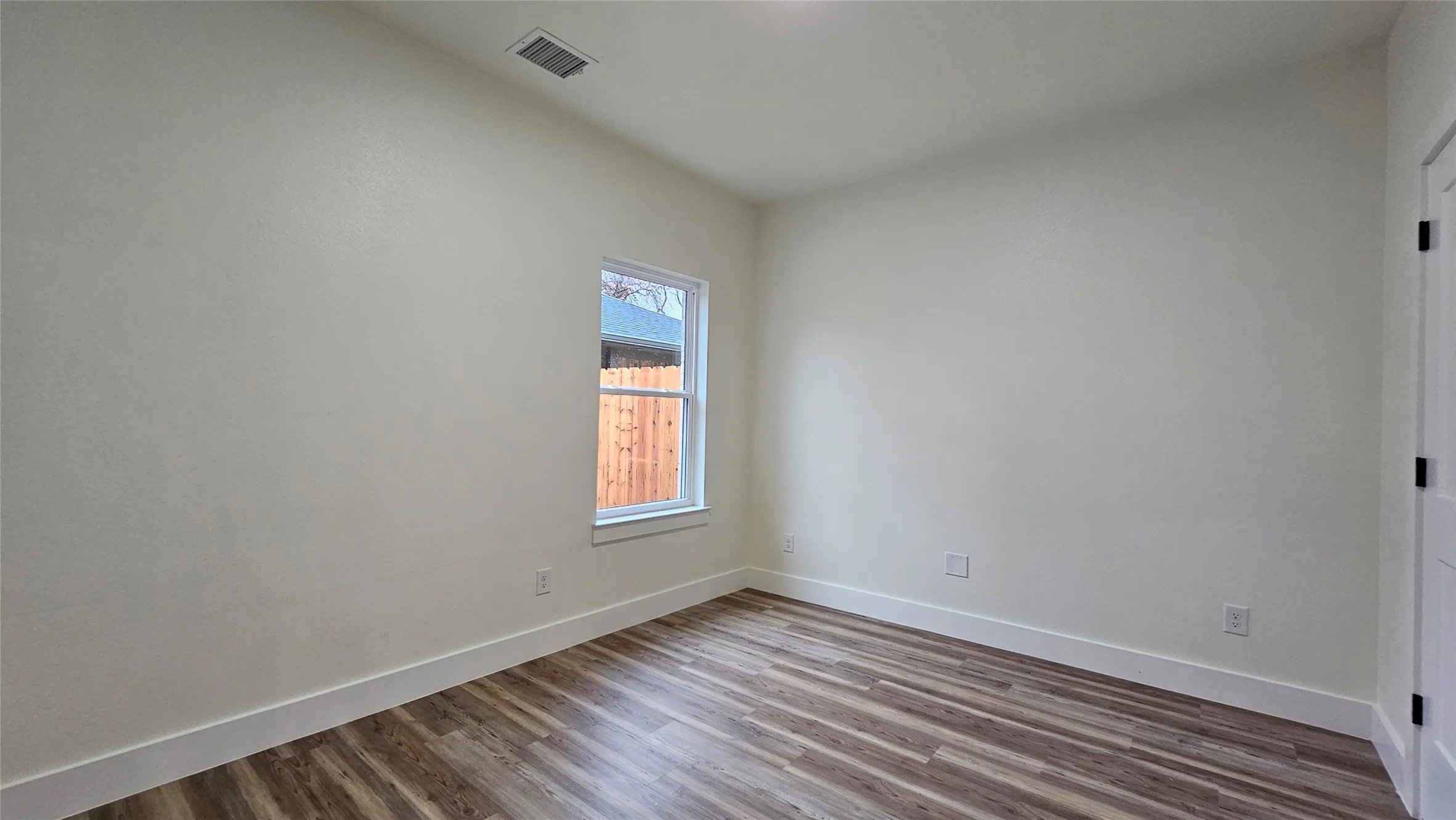 Single Family Residence For Rent in Denton County , 1700 Kendolph ADU, Denton, Texas 76205, 3 Bedroom, 2 Bathroom, Garage spaces, 1,000 Sqft, built in 2026, mls#21351712, Real Estate Agent in Denton, Homes For Rent in Denton county, Homes For Rent in Denton, Realtor in Denton Texas, Real Estate Brokerage Independent Realty Texas, Luminita Cordes Realtor