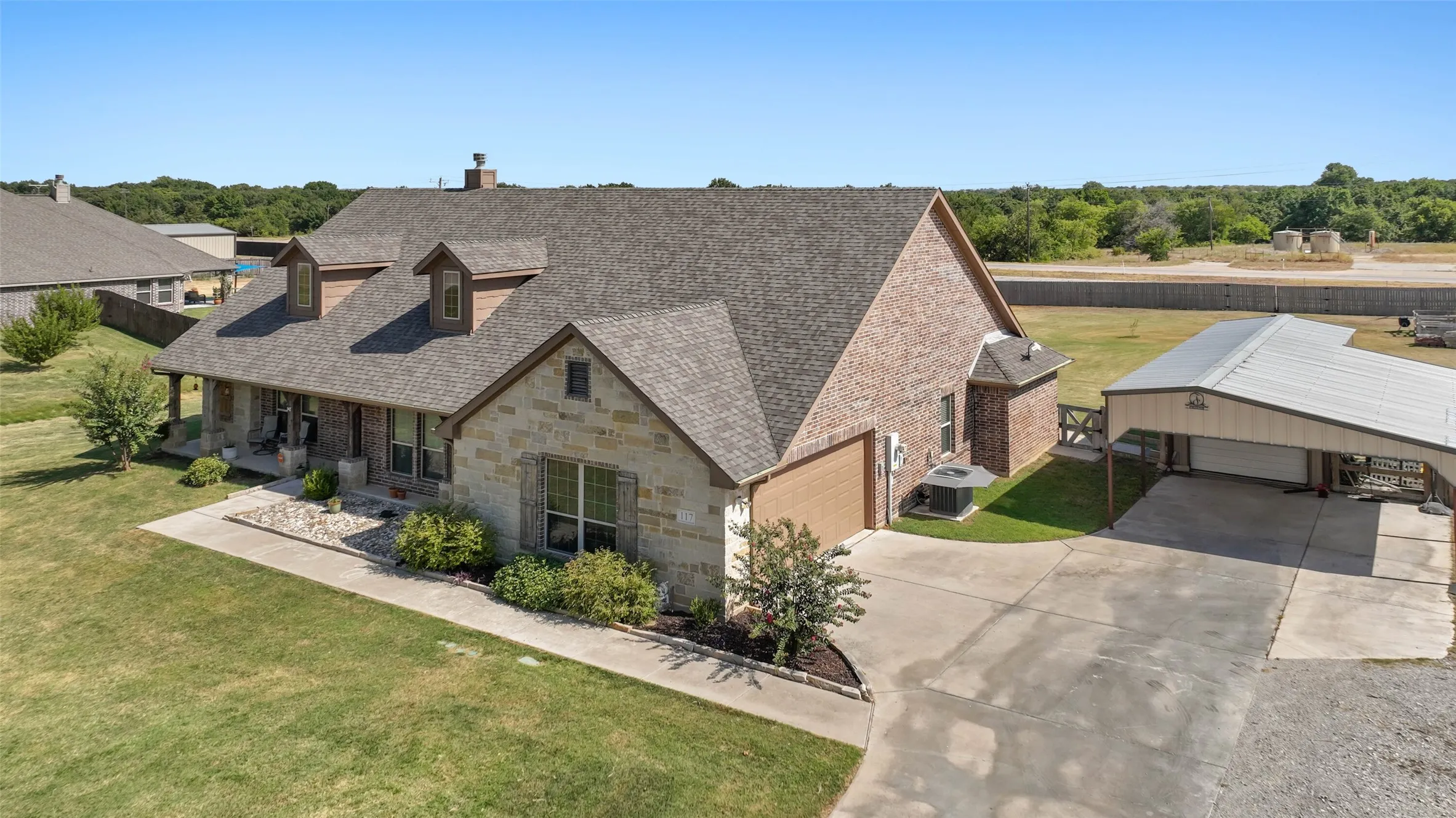 Single Family Residence For Sale in Wise County , 117 Heather Lane, Decatur, Texas 76234, 4 Bedroom, 2 Bathroom, 2 Garage spaces, 2,295 Sqft, built in 2017, mls#21351693, Real Estate Agent in Decatur, Homes For Sale in Wise county, Homes For Sale in Decatur, Realtor in Decatur Texas, Real Estate Brokerage Independent Realty Texas, Luminita Cordes Realtor