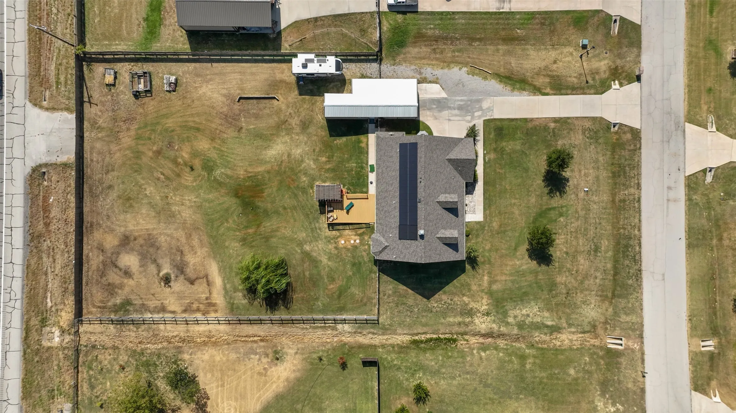 Single Family Residence For Sale in Wise County , 117 Heather Lane, Decatur, Texas 76234, 4 Bedroom, 2 Bathroom, 2 Garage spaces, 2,295 Sqft, built in 2017, mls#21351693, Real Estate Agent in Decatur, Homes For Sale in Wise county, Homes For Sale in Decatur, Realtor in Decatur Texas, Real Estate Brokerage Independent Realty Texas, Luminita Cordes Realtor