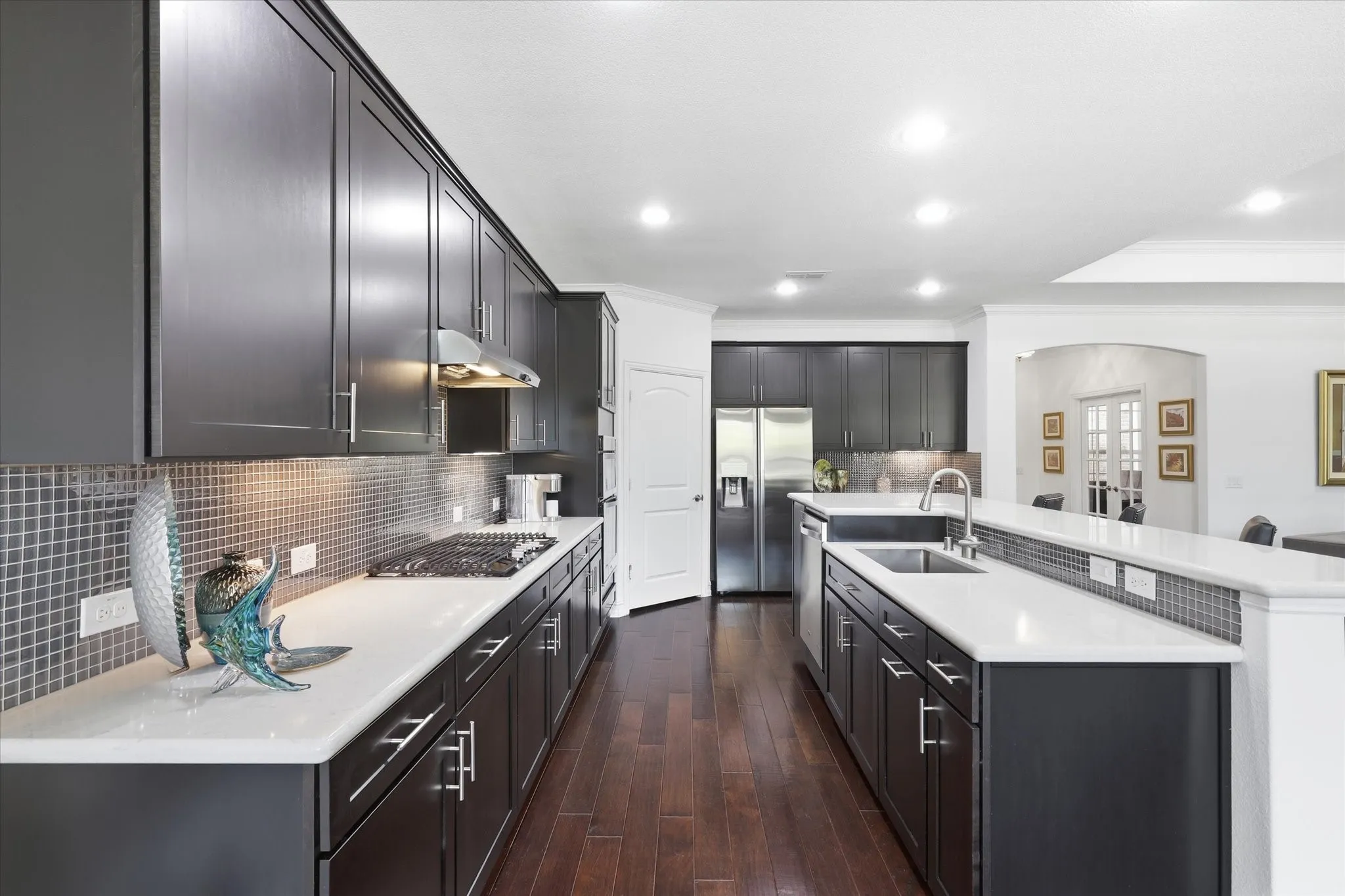 Single Family Residence For Sale in Denton County , 2464 Island View Drive, Frisco, Texas 75036, 3 Bedroom, 3 Bathroom, 2 Garage spaces, 2,520 Sqft, built in 2016, mls#21350978, Real Estate Agent in Frisco, Homes For Sale in Denton county, Homes For Sale in Frisco, Realtor in Frisco Texas, Real Estate Brokerage Independent Realty Texas, Luminita Cordes Realtor