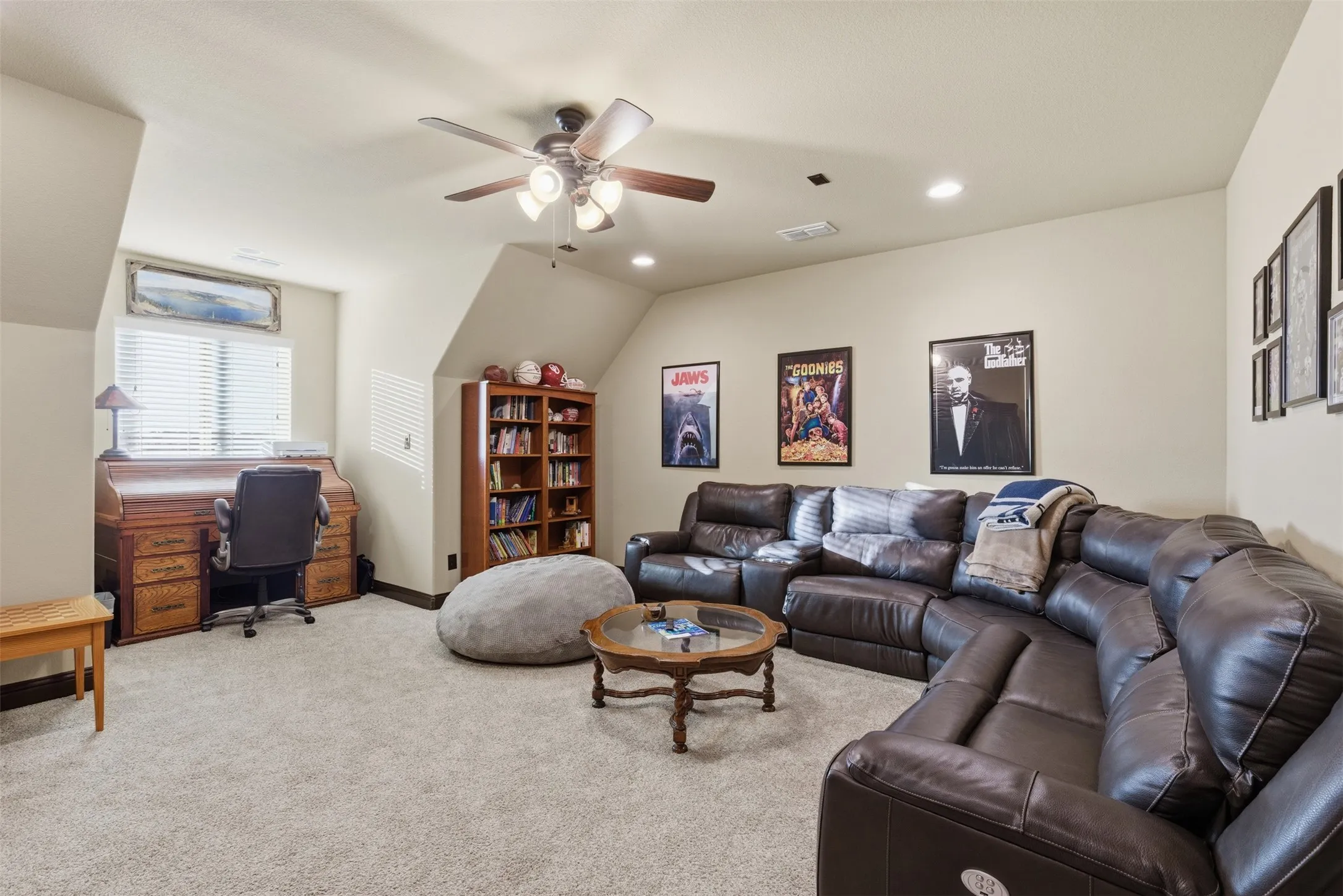 Single Family Residence For Sale in Denton County , 6298 Belz Road, Sanger, Texas 76266, 6 Bedrooms, 4 Bathrooms, 3 Garage spaces, 4,382 Sqft, built in 2019, Price $1,799,000, mls#21351715, Real Estate Agent in Sanger, Homes For Sale in Denton county, Homes For Sale in Sanger, Realtor in Sanger Texas, Real Estate Brokerage Independent Realty Texas, Luminita Cordes Realtor