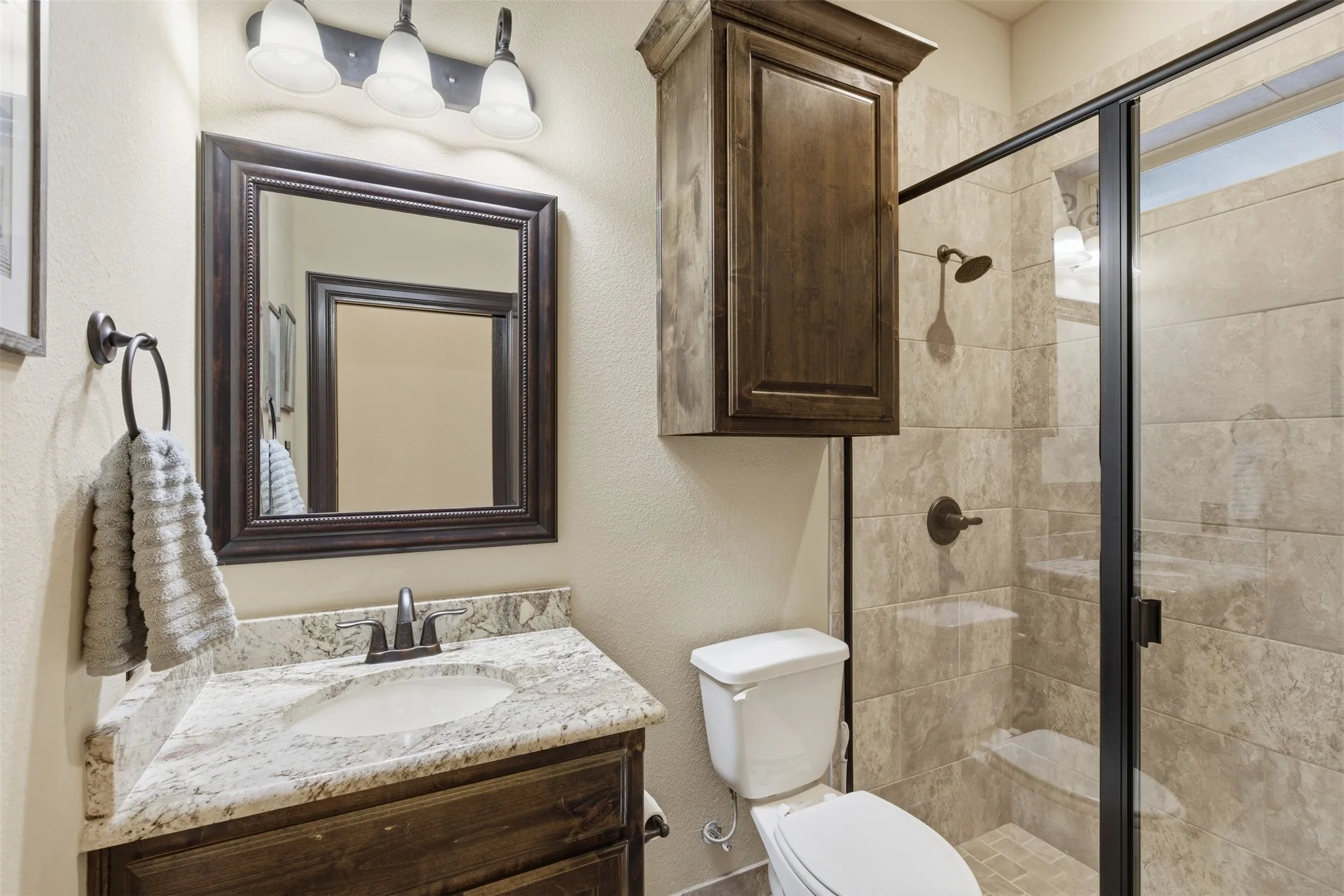 Single Family Residence For Sale in Denton County , 6298 Belz Road, Sanger, Texas 76266, 6 Bedrooms, 4 Bathrooms, 3 Garage spaces, 4,382 Sqft, built in 2019, Price $1,799,000, mls#21351715, Real Estate Agent in Sanger, Homes For Sale in Denton county, Homes For Sale in Sanger, Realtor in Sanger Texas, Real Estate Brokerage Independent Realty Texas, Luminita Cordes Realtor