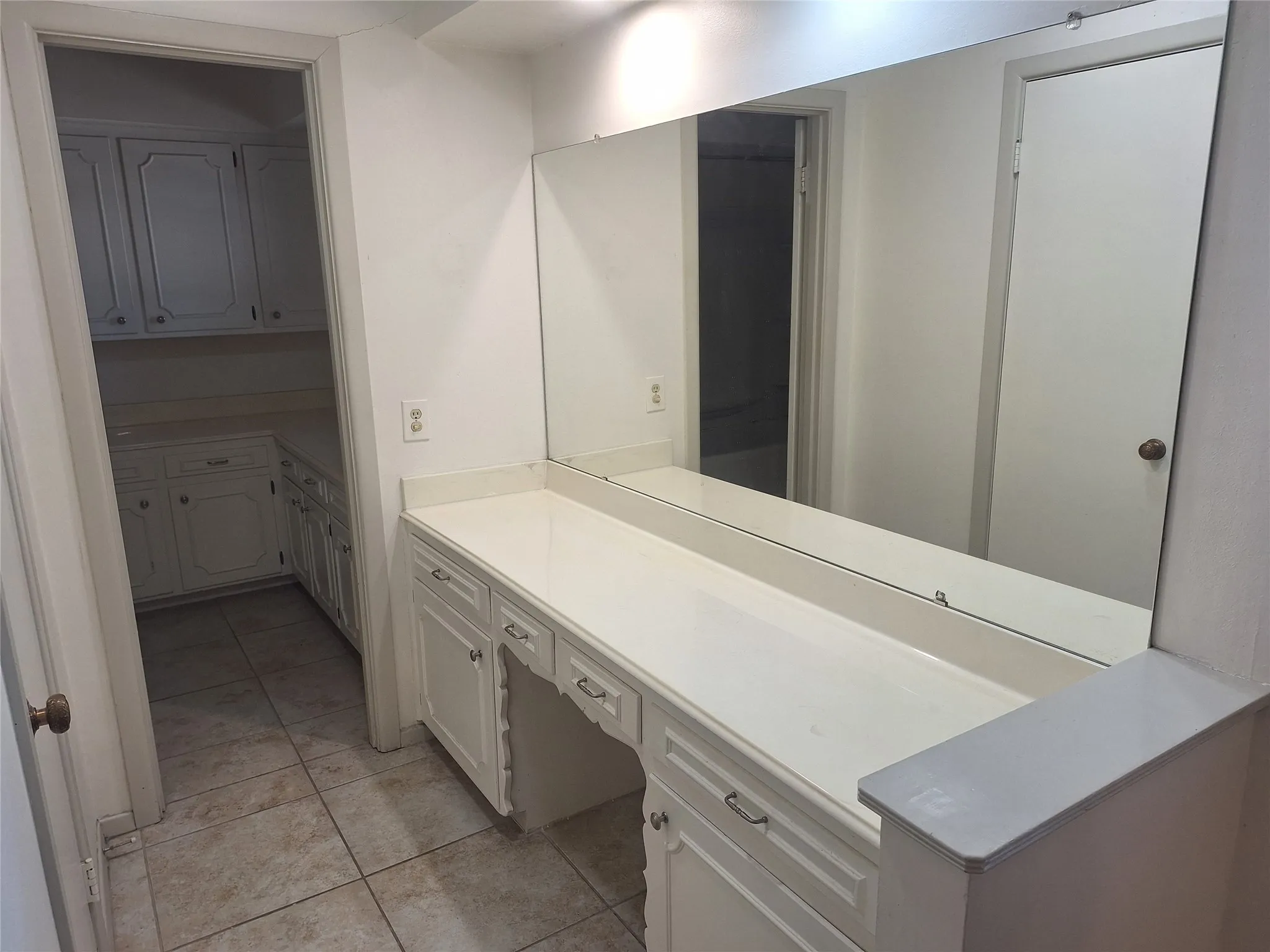 Single Family Residence For Rent in Dallas County , 906 Sharpshire Street, Grand Prairie, Texas 75050, 3 Bedroom, 1 Bathroom, 2 Garage spaces, 2,526 Sqft, built in 1964, mls#21349636, Real Estate Agent in Grand Prairie, Homes For Rent in Dallas county, Homes For Rent in Grand Prairie, Realtor in Grand Prairie Texas, Real Estate Brokerage Independent Realty Texas, Luminita Cordes Realtor
