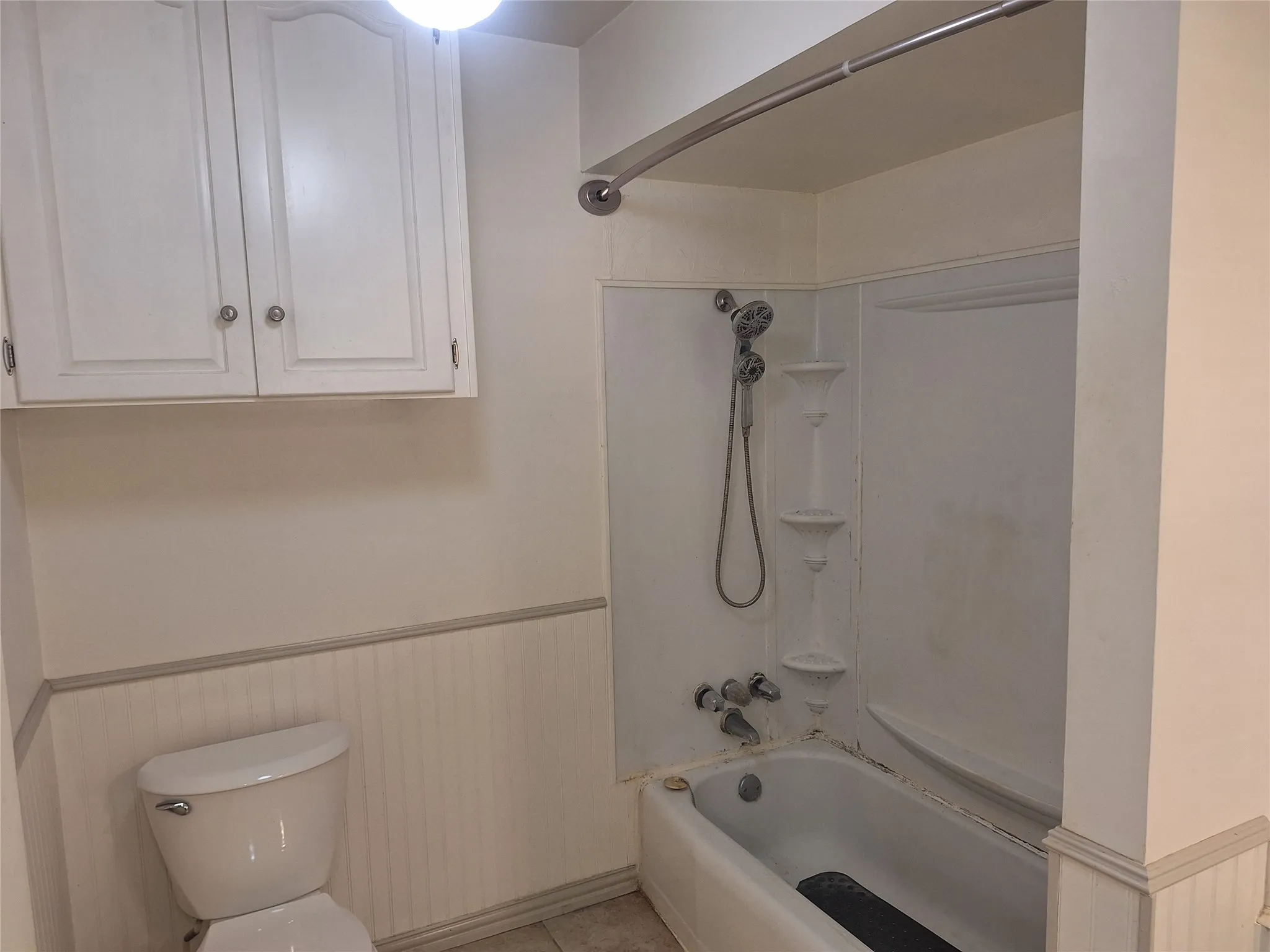 Single Family Residence For Rent in Dallas County , 906 Sharpshire Street, Grand Prairie, Texas 75050, 3 Bedroom, 1 Bathroom, 2 Garage spaces, 2,526 Sqft, built in 1964, mls#21349636, Real Estate Agent in Grand Prairie, Homes For Rent in Dallas county, Homes For Rent in Grand Prairie, Realtor in Grand Prairie Texas, Real Estate Brokerage Independent Realty Texas, Luminita Cordes Realtor