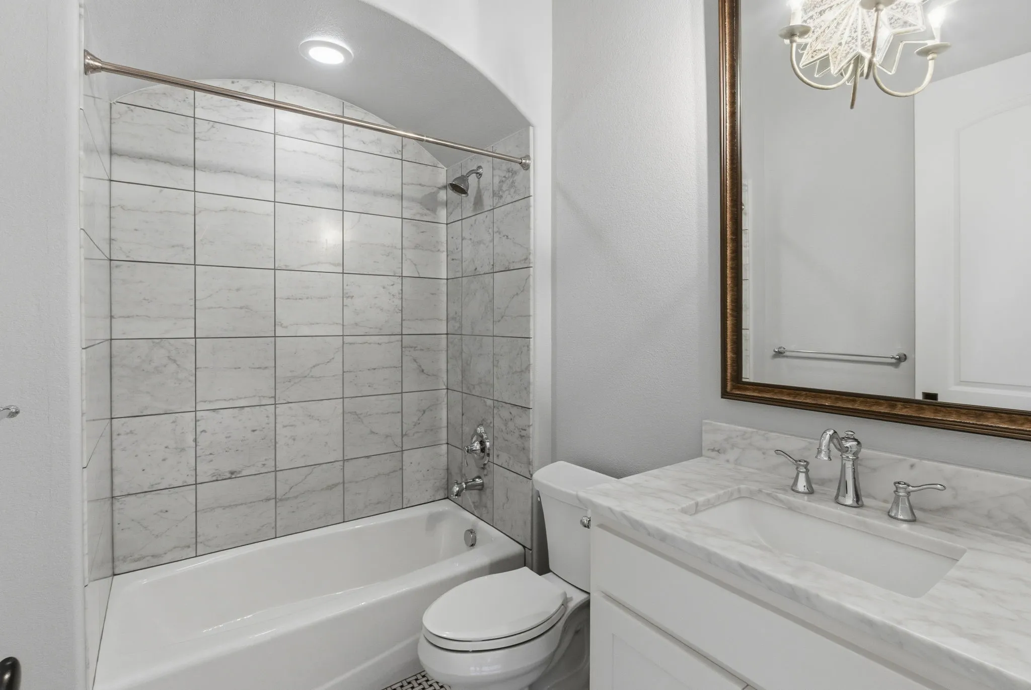 Condominium For Sale in Collin County , 6675 Mediterranean Drive 3502, Mc Kinney, Texas 75072, 3 Bedroom, 3 Bathroom, 2 Garage spaces, 2,530 Sqft, built in 2013, mls#21346070, Real Estate Agent in Mc Kinney, Homes For Sale in Collin county, Homes For Sale in Mc Kinney, Realtor in Mc Kinney Texas, Real Estate Brokerage Independent Realty Texas, Luminita Cordes Realtor
