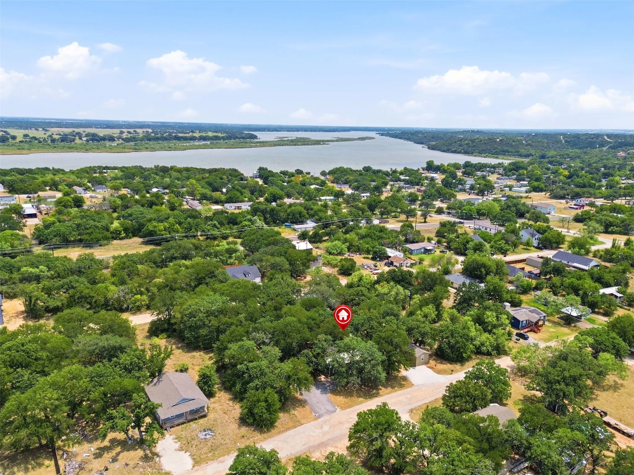 Manufactured Home For Sale in Hood County , 5727 Arkansas Trail, Granbury, Texas 76048, 1 Bedroom, 1 Bathroom, Garage spaces, 624 Sqft, built in 2022, mls#21342026, Real Estate Agent in Granbury, Homes For Sale in Hood county, Homes For Sale in Granbury, Realtor in Granbury Texas, Real Estate Brokerage Independent Realty Texas, Luminita Cordes Realtor