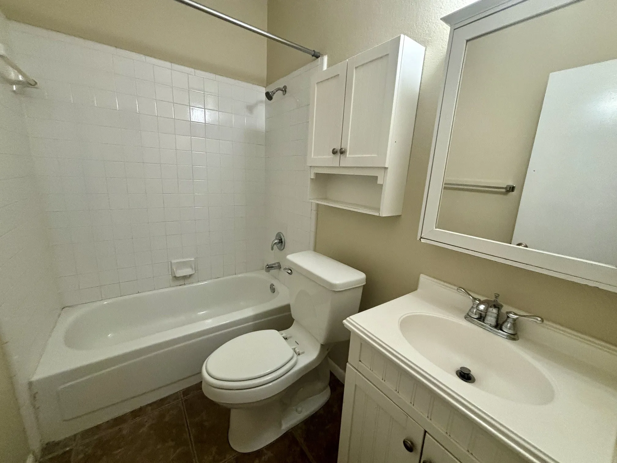 Single Family Residence For Rent in Tarrant County , 2915 Roxboro Road, Euless, Texas 76039, 3 Bedroom, 2 Bathroom, Garage spaces, 1,258 Sqft, built in 1985, mls#21349622, Real Estate Agent in Euless, Homes For Rent in Tarrant county, Homes For Rent in Euless, Realtor in Euless Texas, Real Estate Brokerage Independent Realty Texas, Luminita Cordes Realtor