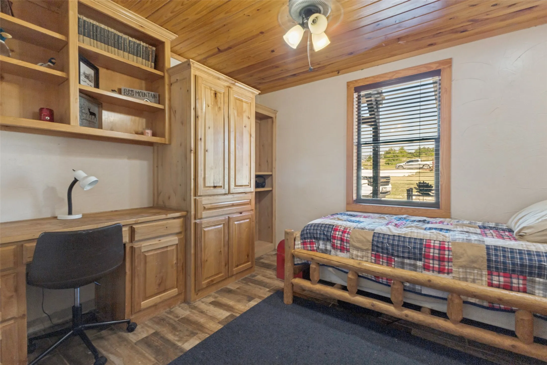 Single Family Residence For Sale in Cooke County , 9752 County Road 341, Muenster, Texas 76252, 4 Bedroom, 1 Bathroom, Garage spaces, 2,240 Sqft, built in 2004, mls#21351727, Real Estate Agent in Muenster, Homes For Sale in Cooke county, Homes For Sale in Muenster, Realtor in Muenster Texas, Real Estate Brokerage Independent Realty Texas, Luminita Cordes Realtor