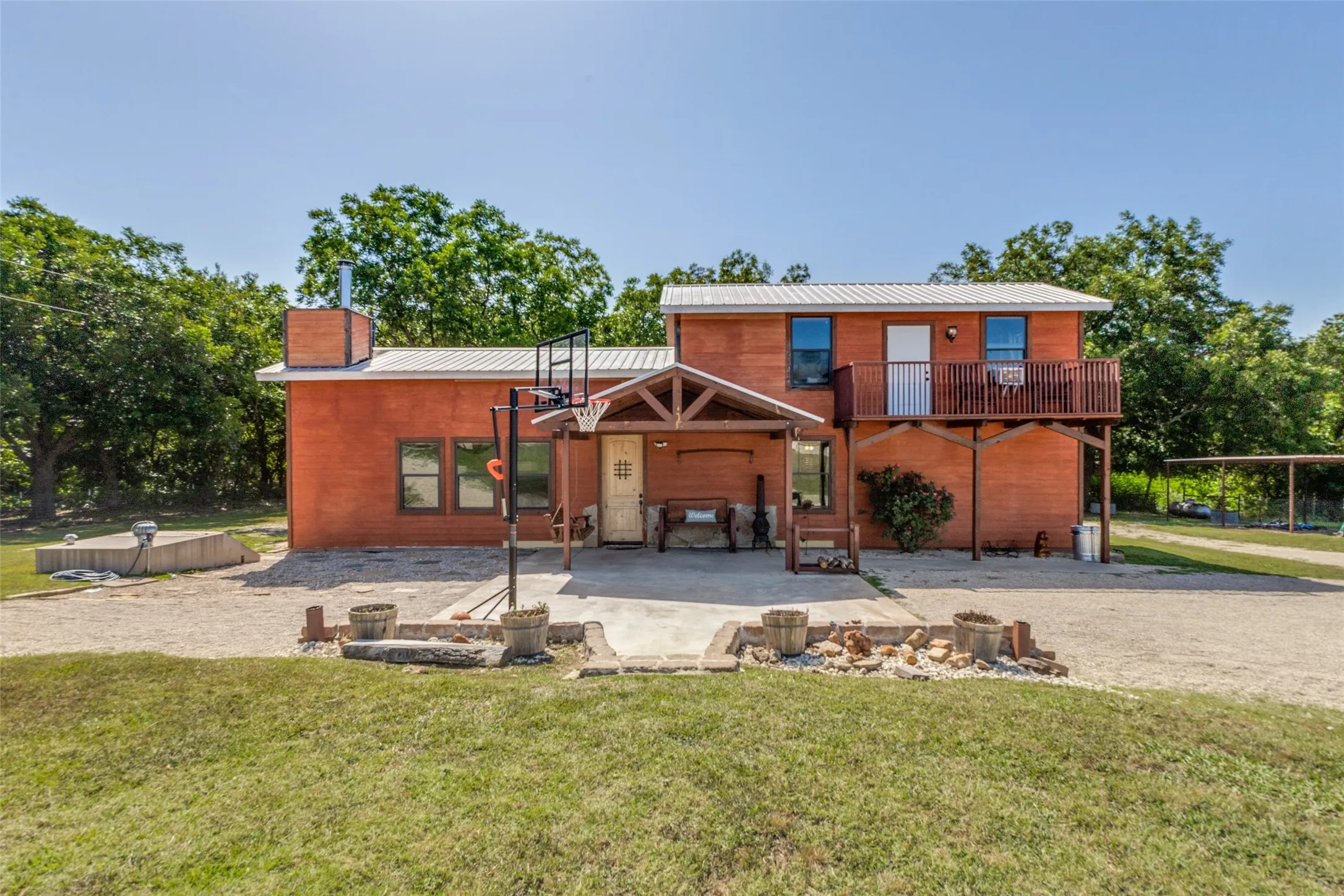Single Family Residence For Sale in Cooke County , 9752 County Road 341, Muenster, Texas 76252, 4 Bedroom, 1 Bathroom, Garage spaces, 2,240 Sqft, built in 2004, mls#21351727, Real Estate Agent in Muenster, Homes For Sale in Cooke county, Homes For Sale in Muenster, Realtor in Muenster Texas, Real Estate Brokerage Independent Realty Texas, Luminita Cordes Realtor