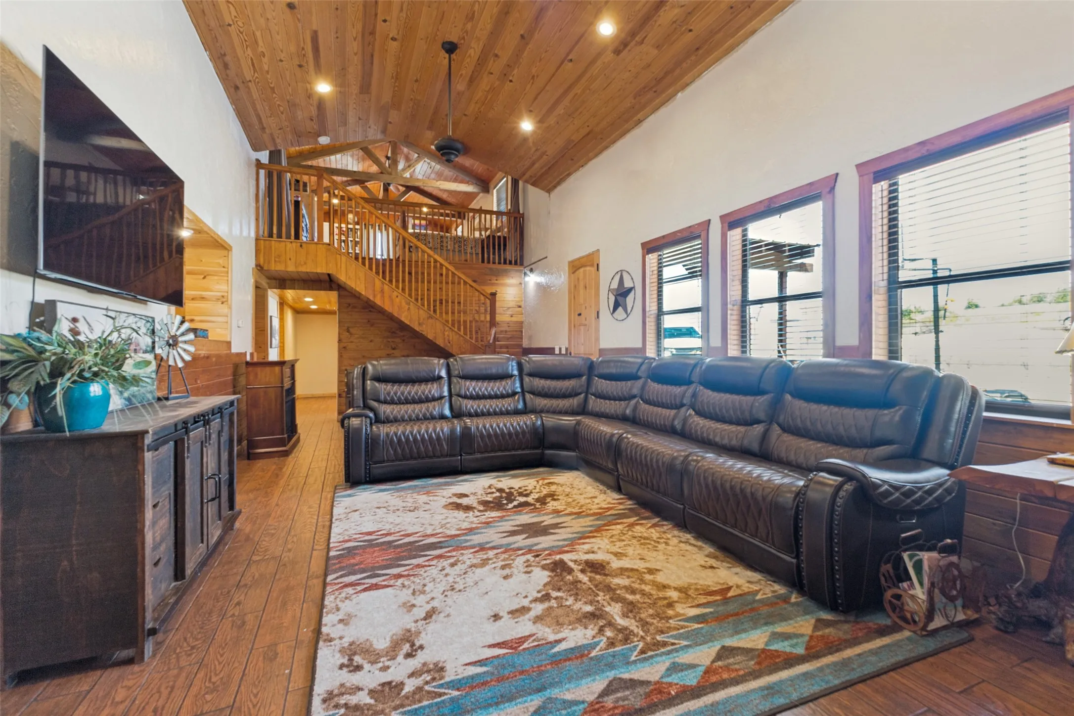 Single Family Residence For Sale in Cooke County , 9752 County Road 341, Muenster, Texas 76252, 4 Bedroom, 1 Bathroom, Garage spaces, 2,240 Sqft, built in 2004, mls#21351727, Real Estate Agent in Muenster, Homes For Sale in Cooke county, Homes For Sale in Muenster, Realtor in Muenster Texas, Real Estate Brokerage Independent Realty Texas, Luminita Cordes Realtor