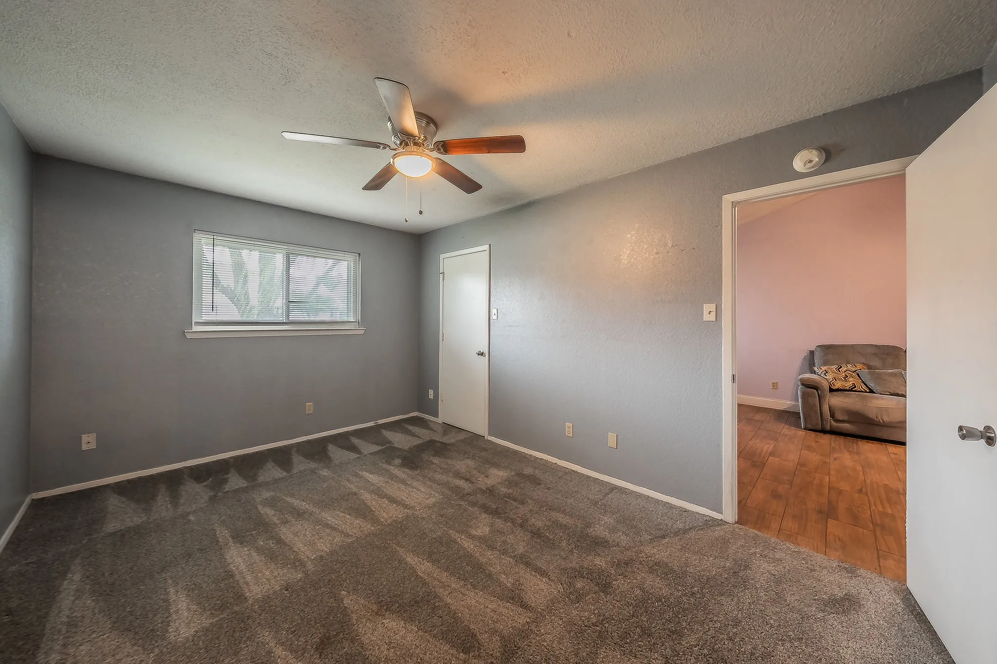 Townhouse For Rent in Tarrant County , 5003 Maryanna Way, North Richland Hills, Texas 76180, 2 Bedroom, 2 Bathroom, Garage spaces, 1,065 Sqft, built in 1984, mls#21351737, Real Estate Agent in North Richland Hills, Homes For Rent in Tarrant county, Homes For Rent in North Richland Hills, Realtor in North Richland Hills Texas, Real Estate Brokerage Independent Realty Texas, Luminita Cordes Realtor