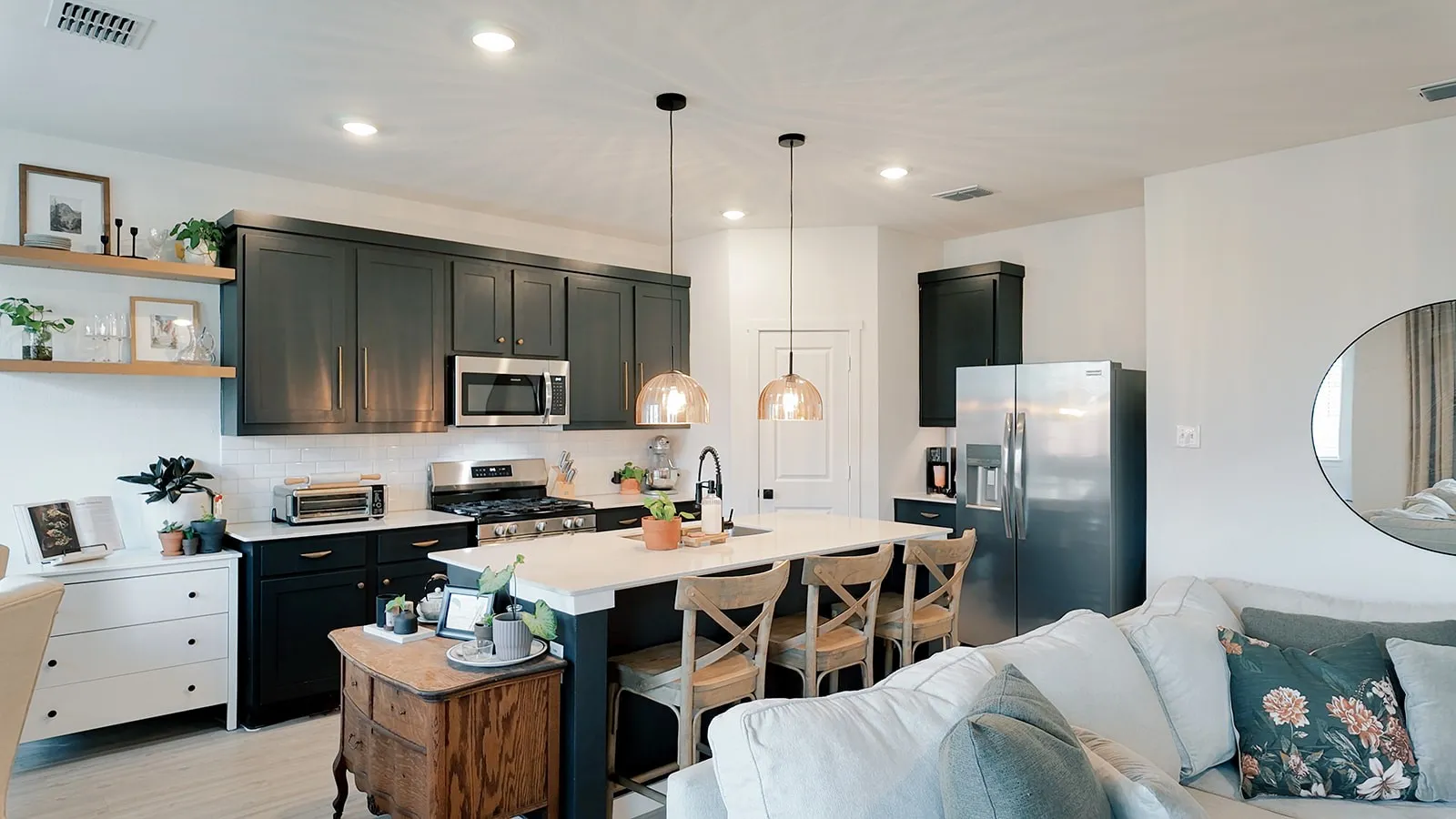 Single Family Residence For Sale in Denton County , 319 Sedalia Trail, Justin, Texas 76247, 4 Bedroom, 2 Bathroom, 2 Garage spaces, 1,834 Sqft, built in 2024, mls#21351276, Real Estate Agent in Justin, Homes For Sale in Denton county, Homes For Sale in Justin, Realtor in Justin Texas, Real Estate Brokerage Independent Realty Texas, Luminita Cordes Realtor