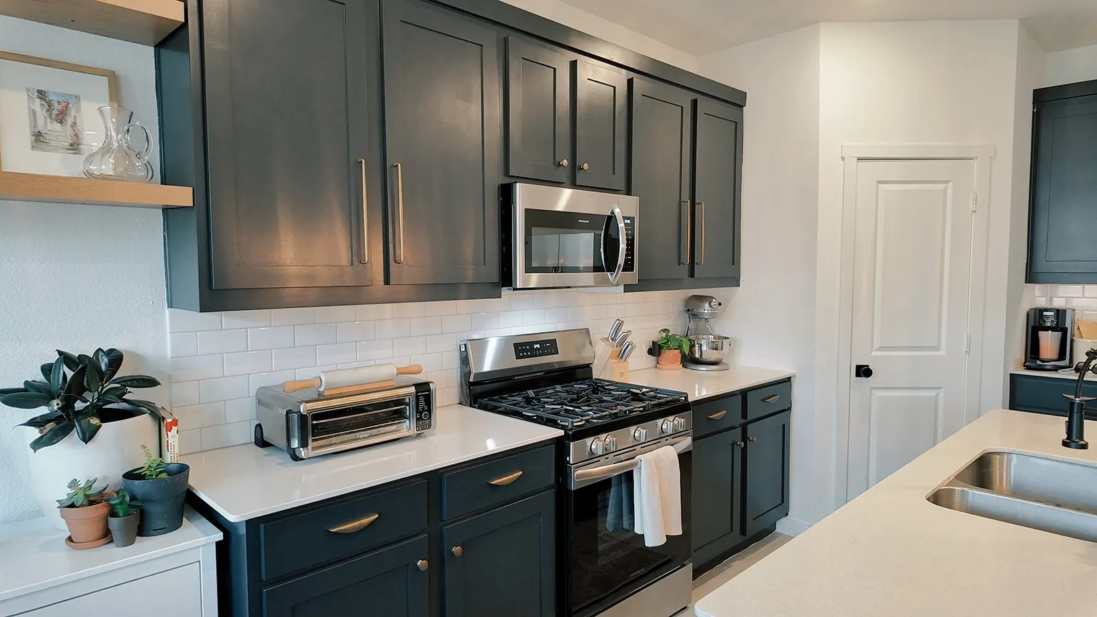 Single Family Residence For Sale in Denton County , 319 Sedalia Trail, Justin, Texas 76247, 4 Bedroom, 2 Bathroom, 2 Garage spaces, 1,834 Sqft, built in 2024, mls#21351276, Real Estate Agent in Justin, Homes For Sale in Denton county, Homes For Sale in Justin, Realtor in Justin Texas, Real Estate Brokerage Independent Realty Texas, Luminita Cordes Realtor
